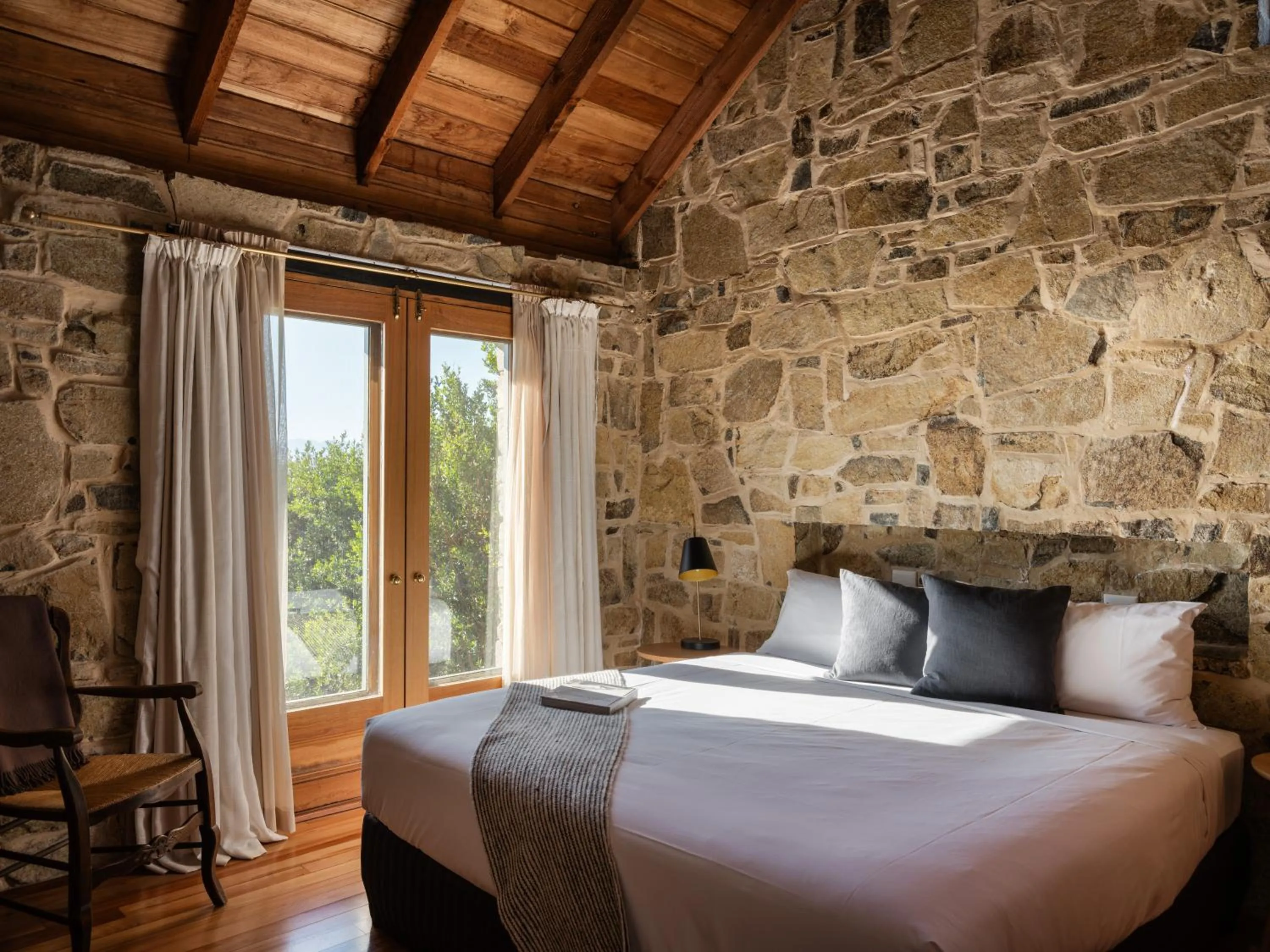 Bed in Piermont Retreat