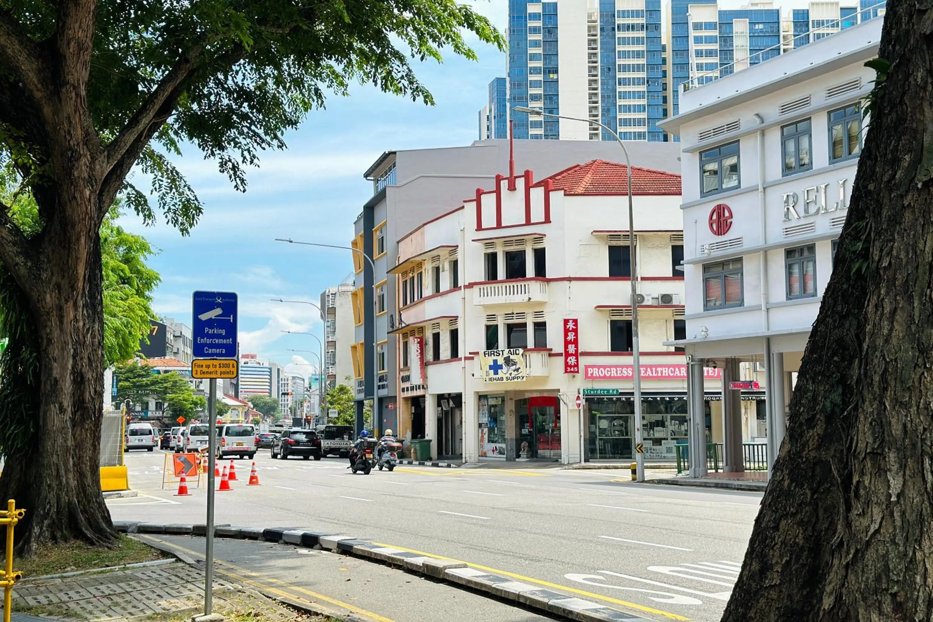 Nearby landmark in Rucksack Inn Tyrwhitt Road