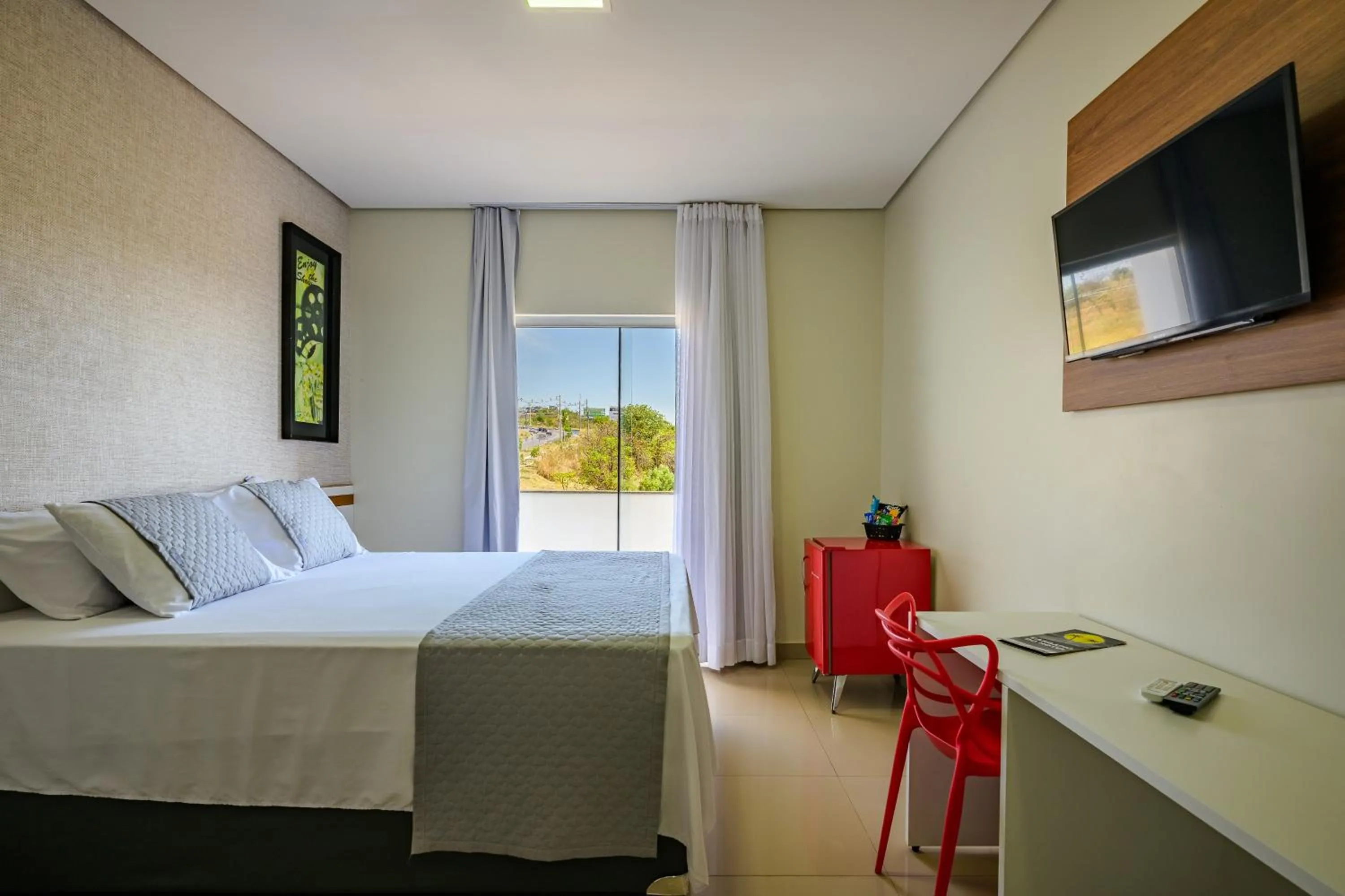 Bedroom, Bed in OYO Tropical Confort Hotel, Brasilia