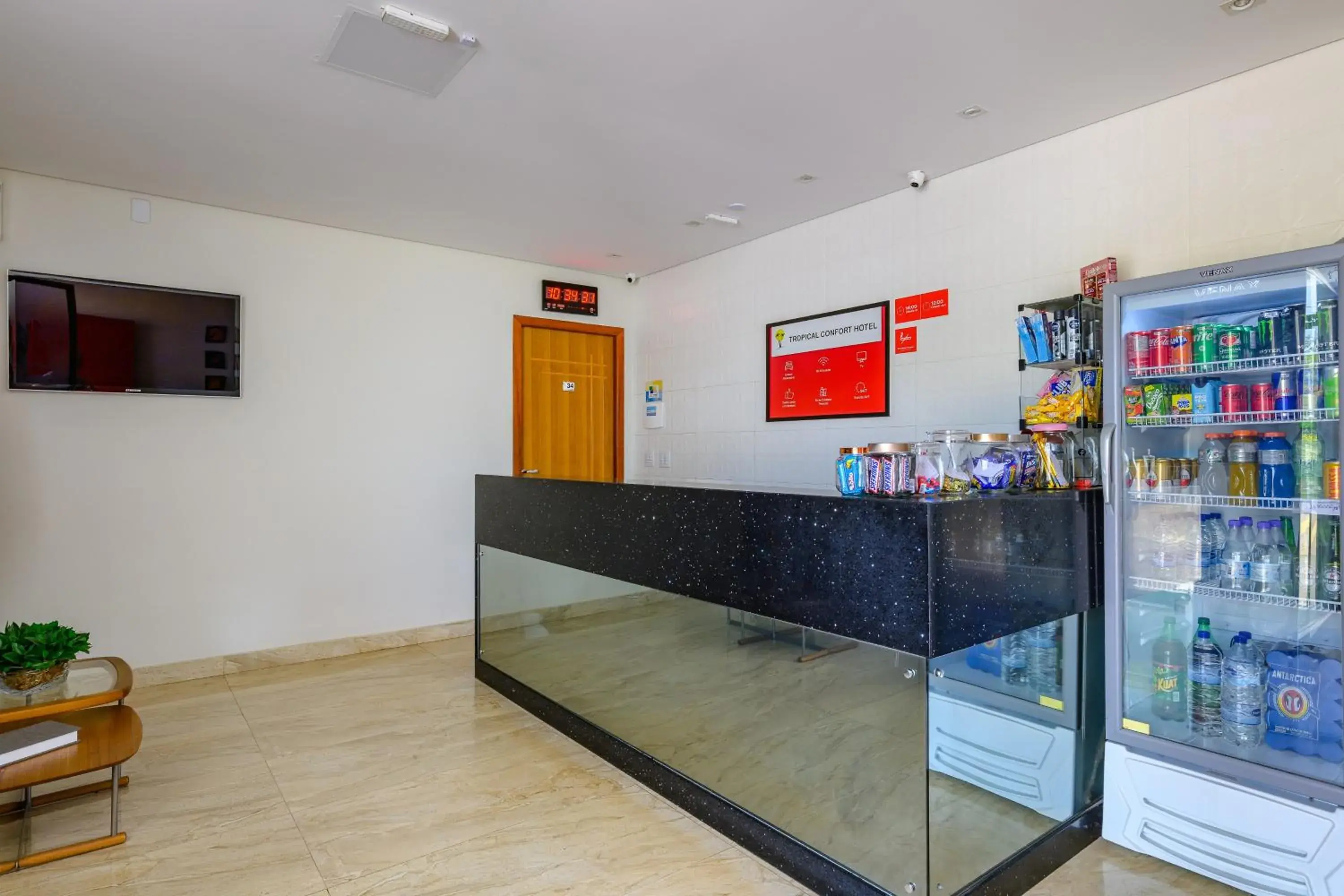 Lobby or reception in OYO Tropical Confort Hotel, Brasilia Lobby or reception in OYO Tropical Confort Hotel, Brasilia