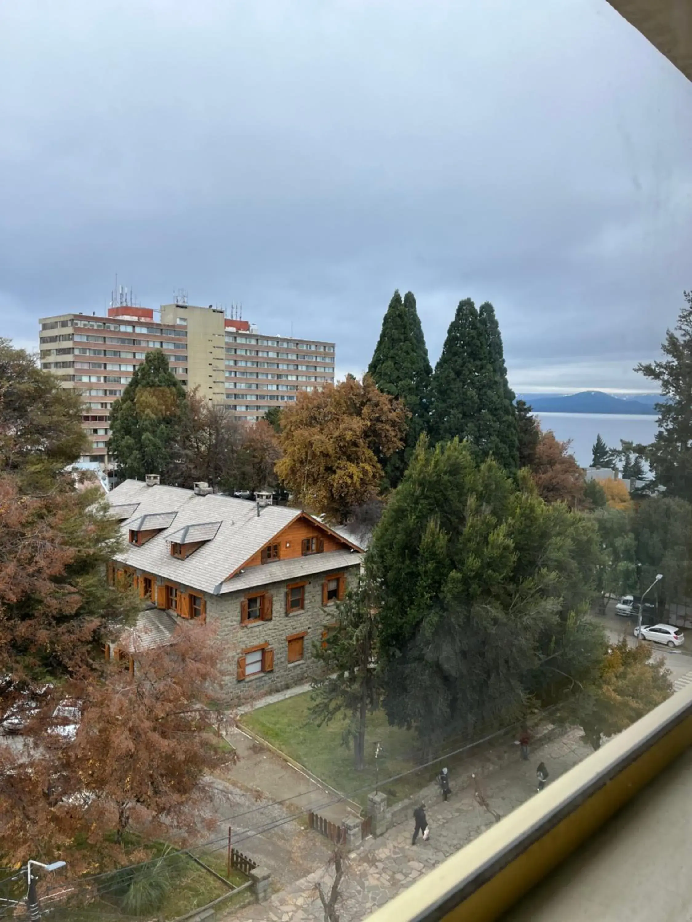 Lake view in Kenton Palace Bariloche Lake view in Kenton Palace Bariloche