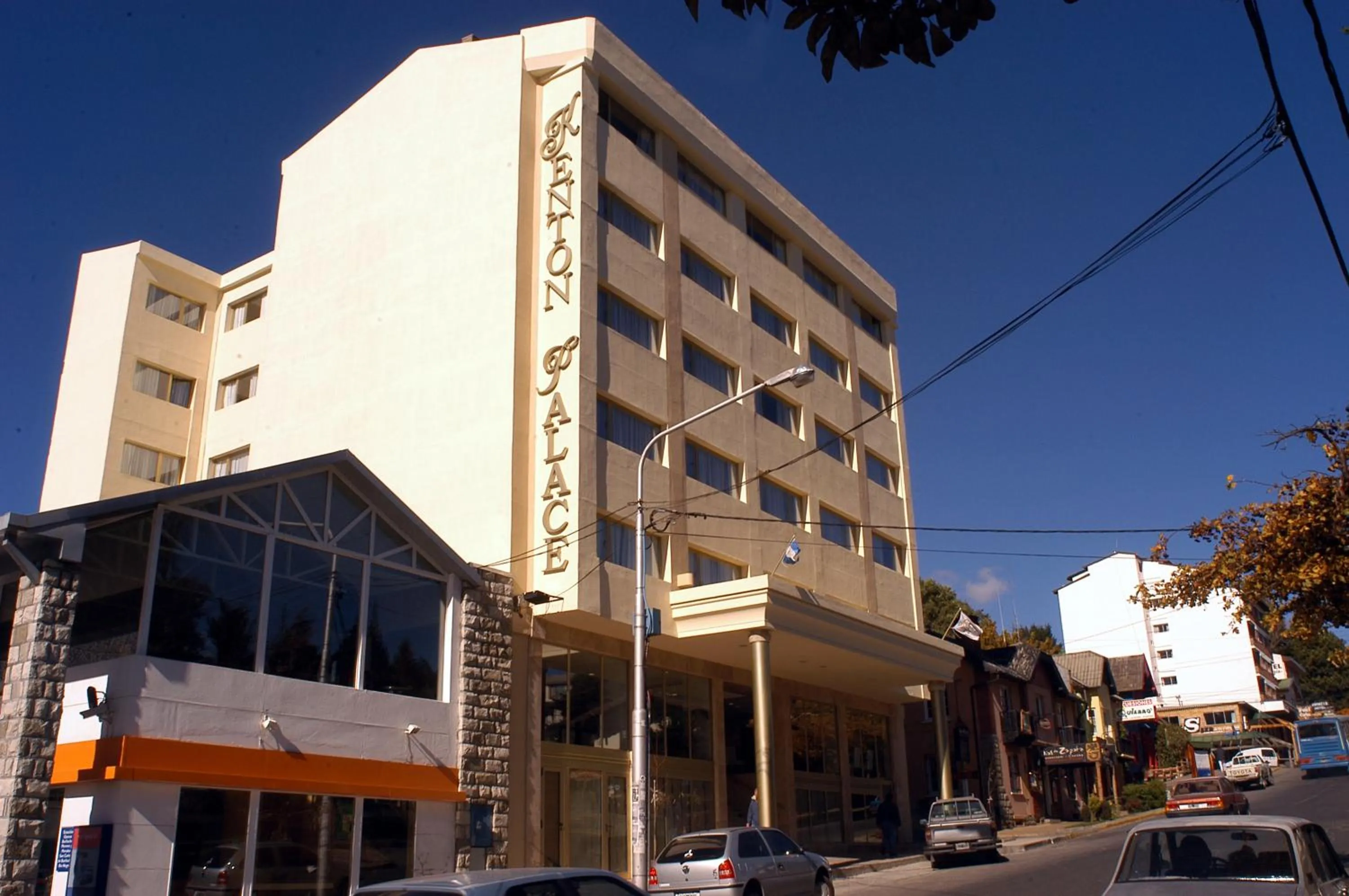 Property building in Kenton Palace Bariloche