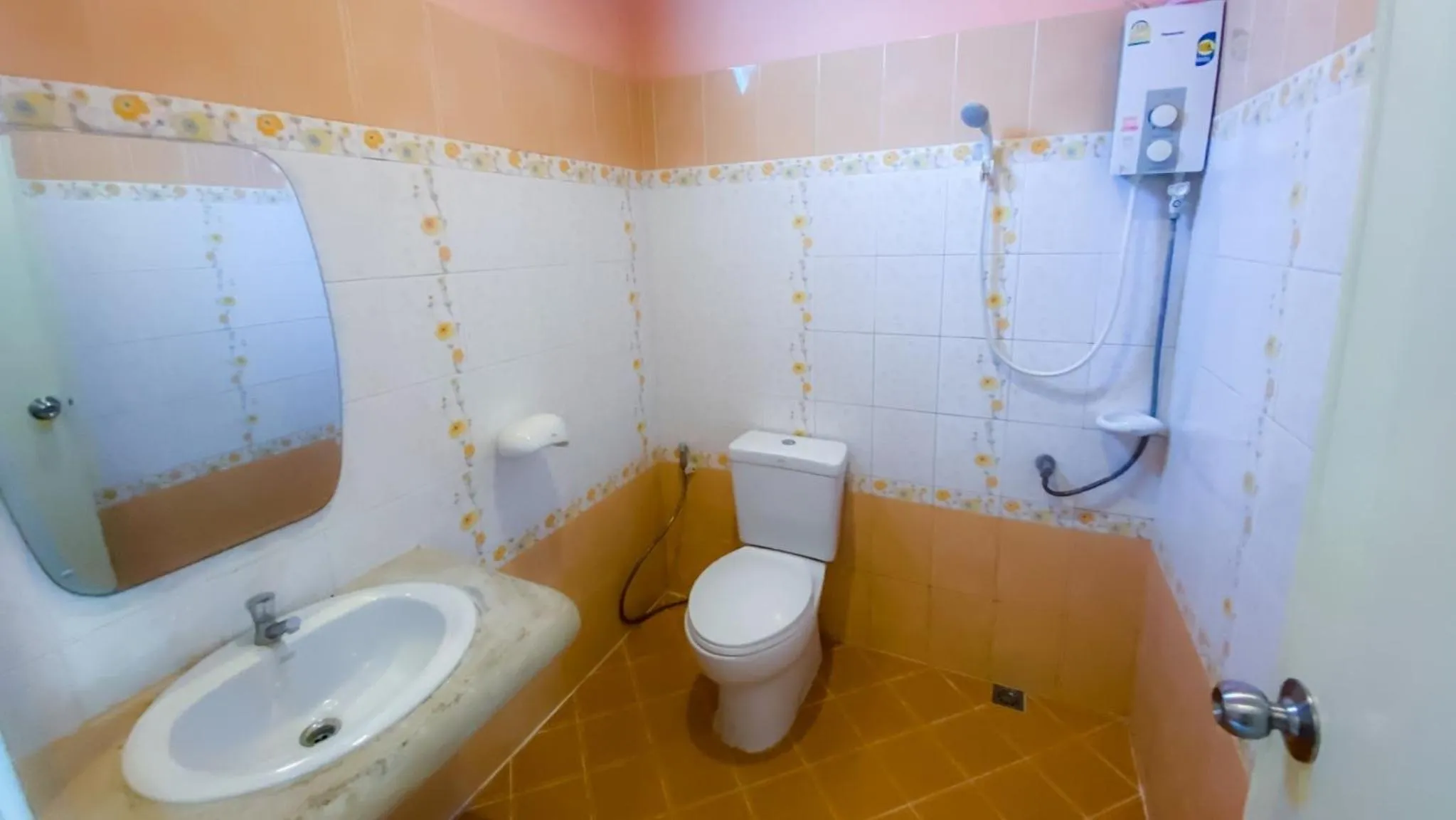 BaanChomJan @ Suanphung