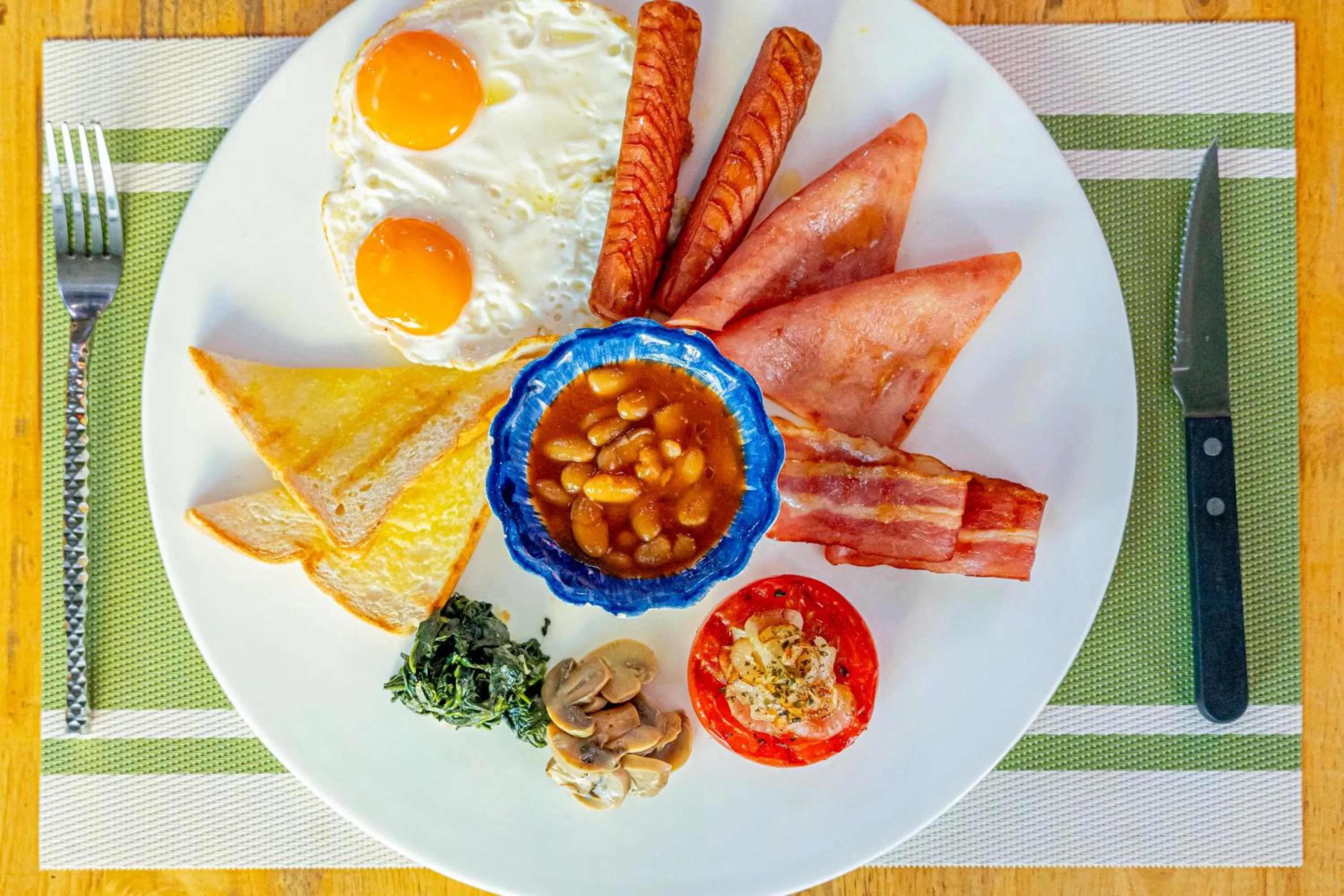 Breakfast in UNOTEL Karon Beach