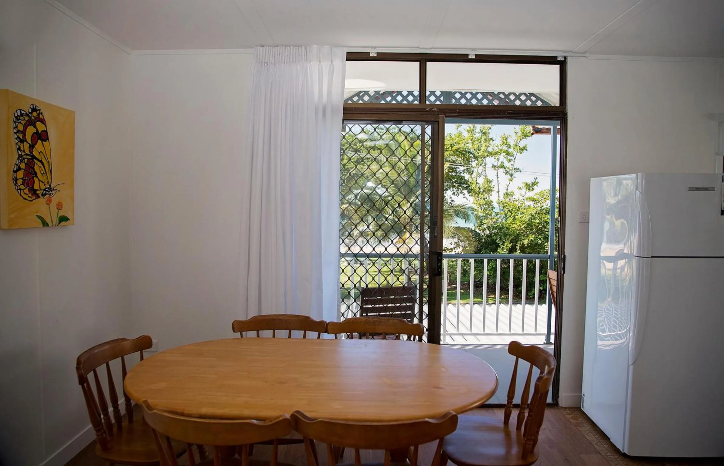 Dining area in Apollo Jewel Beachfront Apartments