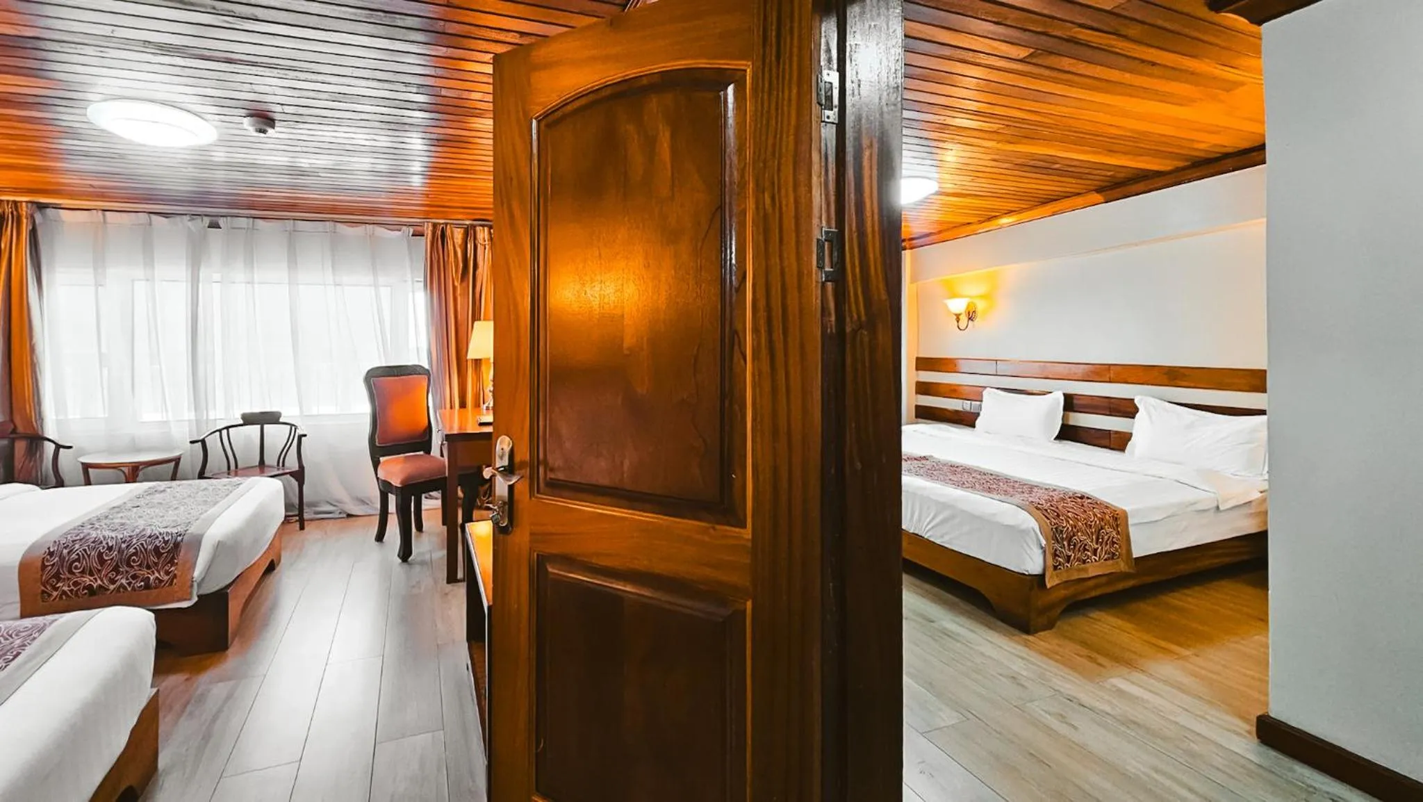 Bed in Eastland Hotel