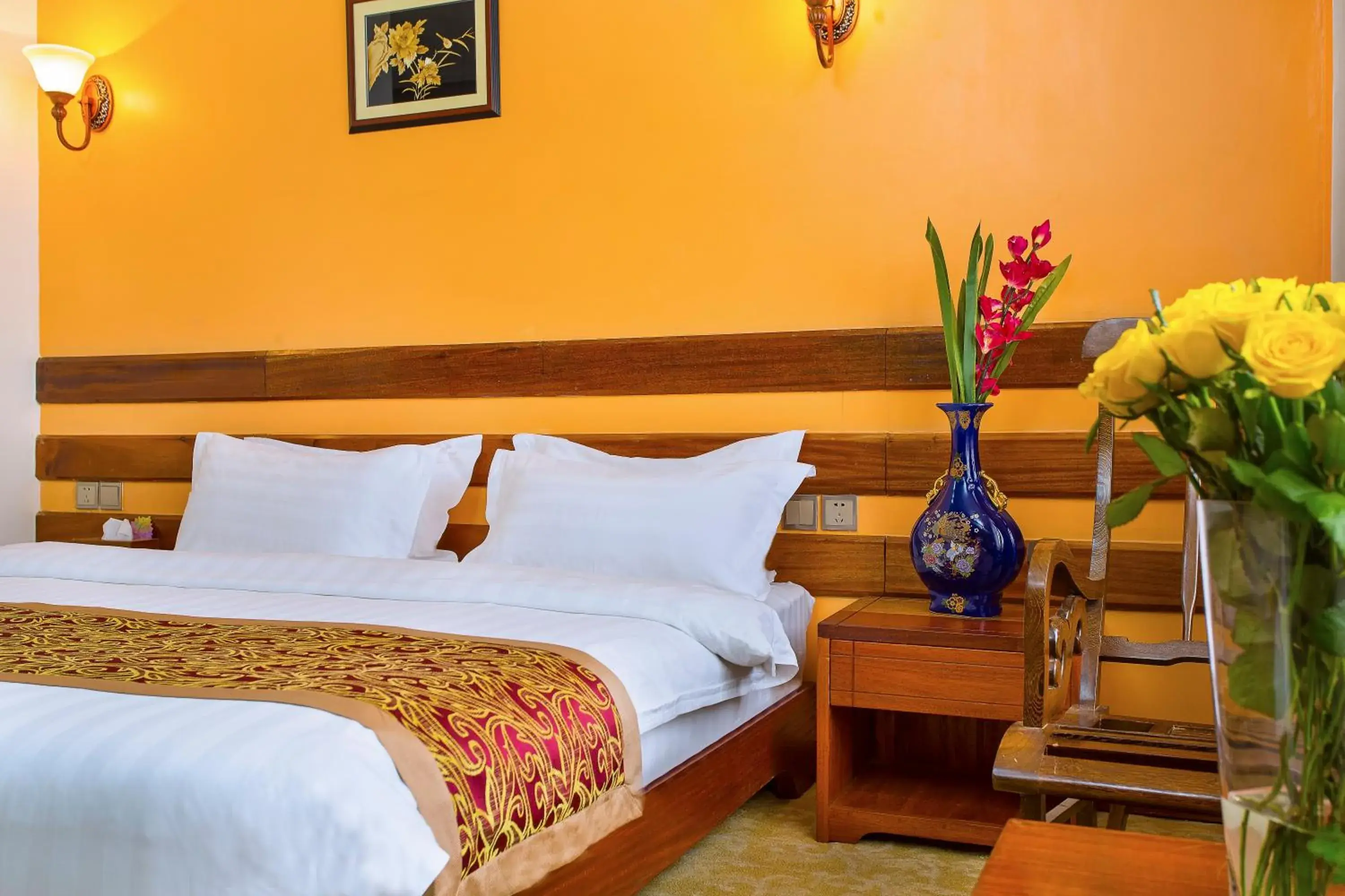 Bedroom, Bed in Eastland Hotel Bedroom, Bed in Eastland Hotel