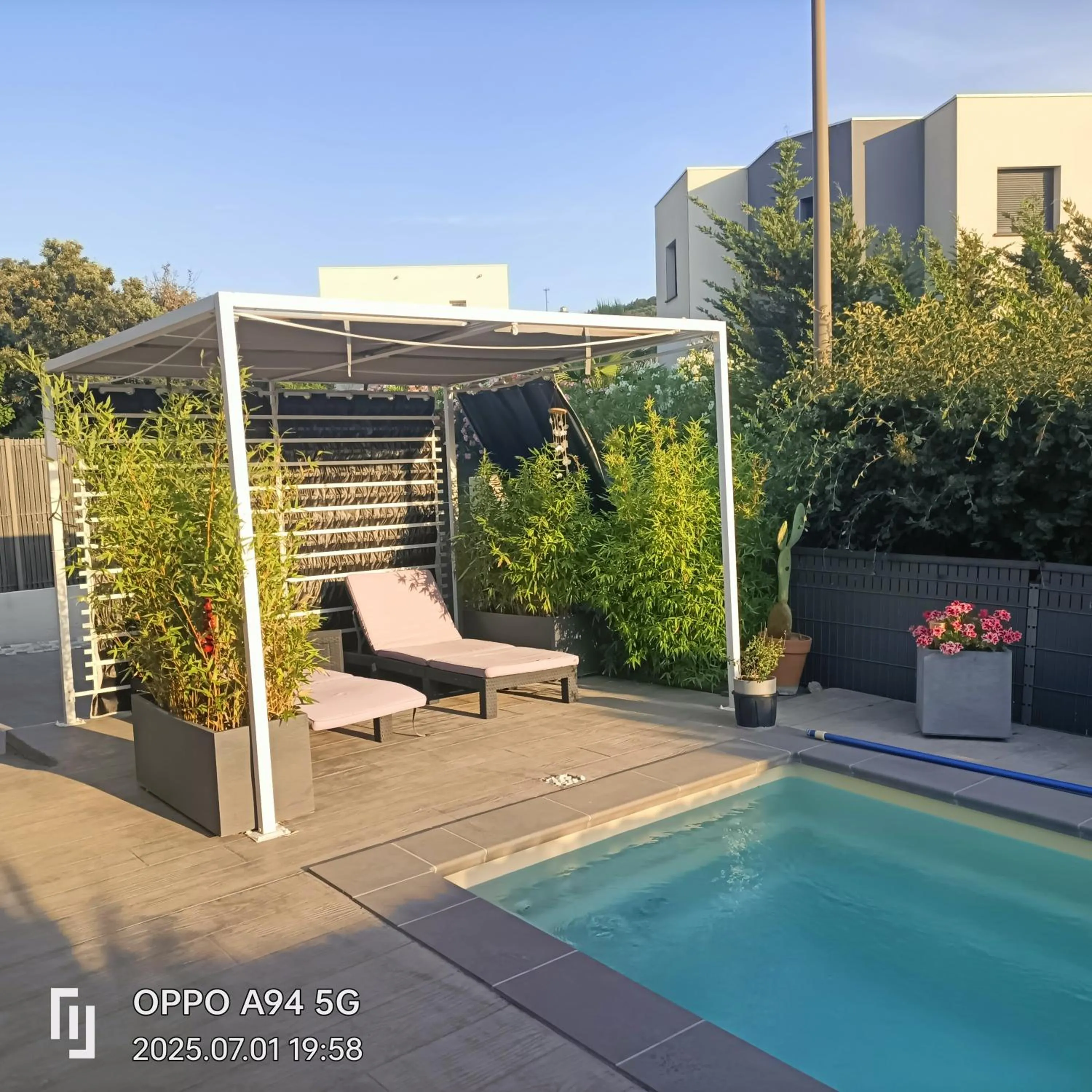 Swimming pool in CHAMBRE COSY Adults only