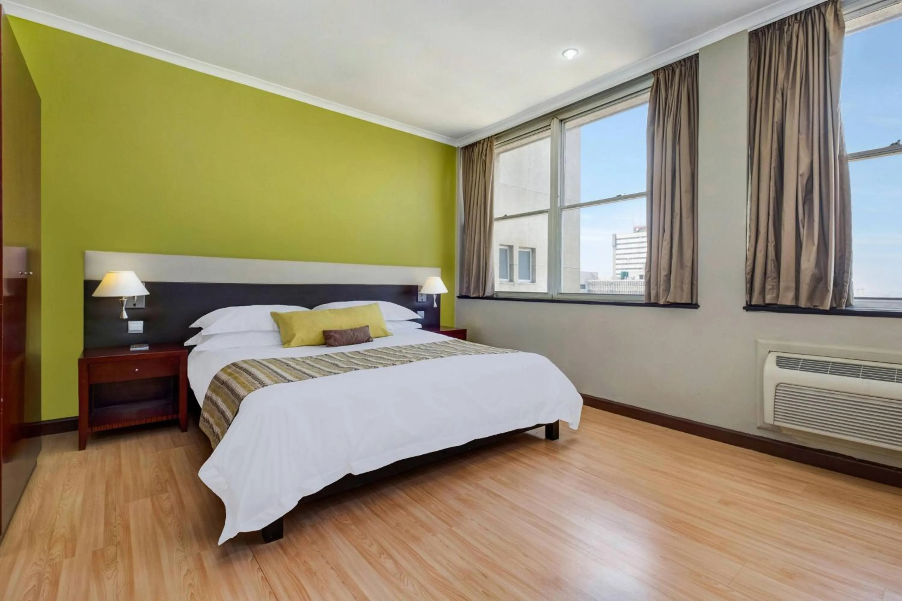 Photo of the whole room, Bed in Protea Hotel by Marriott Lusaka Cairo Road