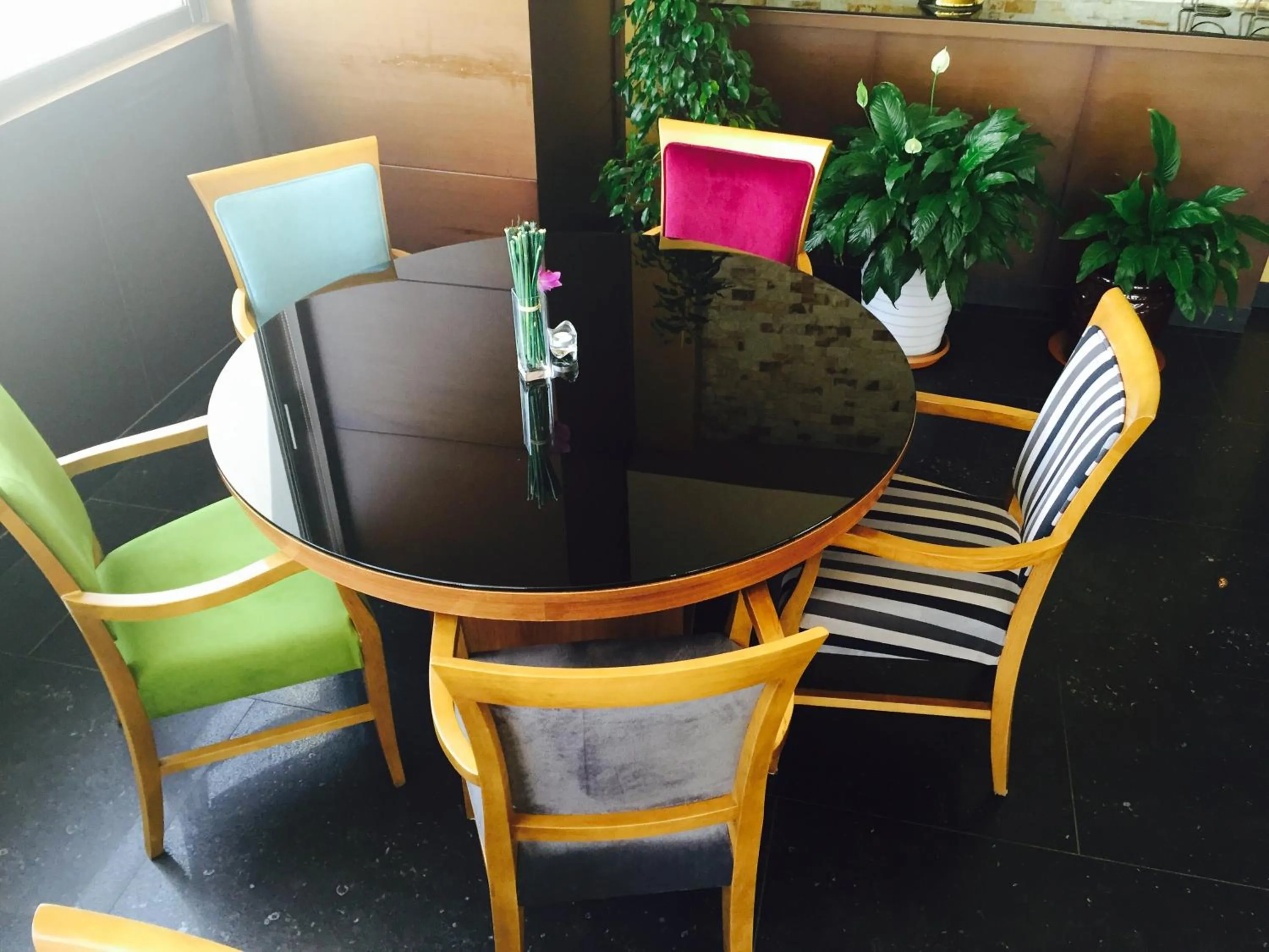 Restaurant/places to eat in Grand Palace Hotel Erbil