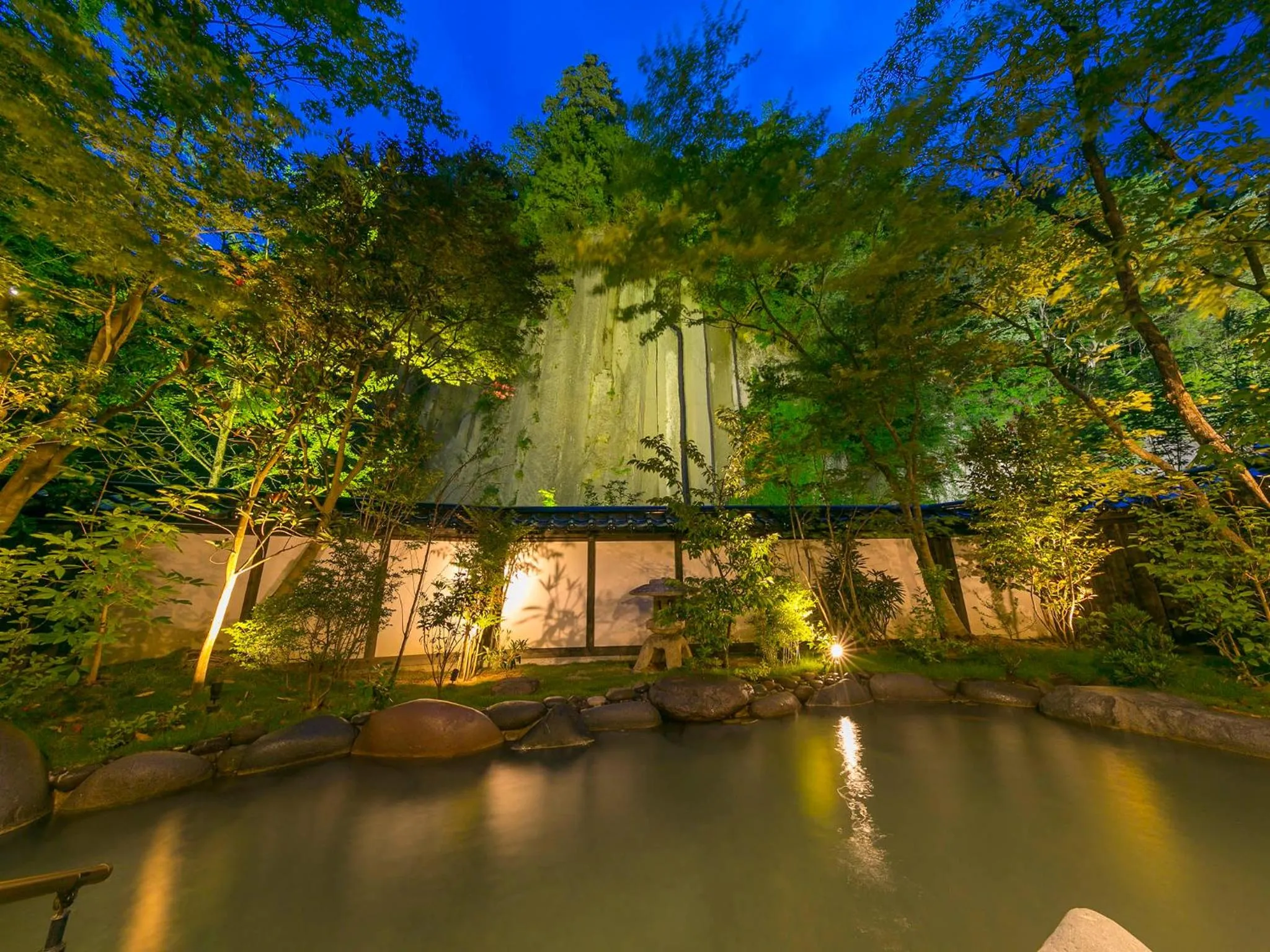 Hot Spring Bath in Kurokawa-So