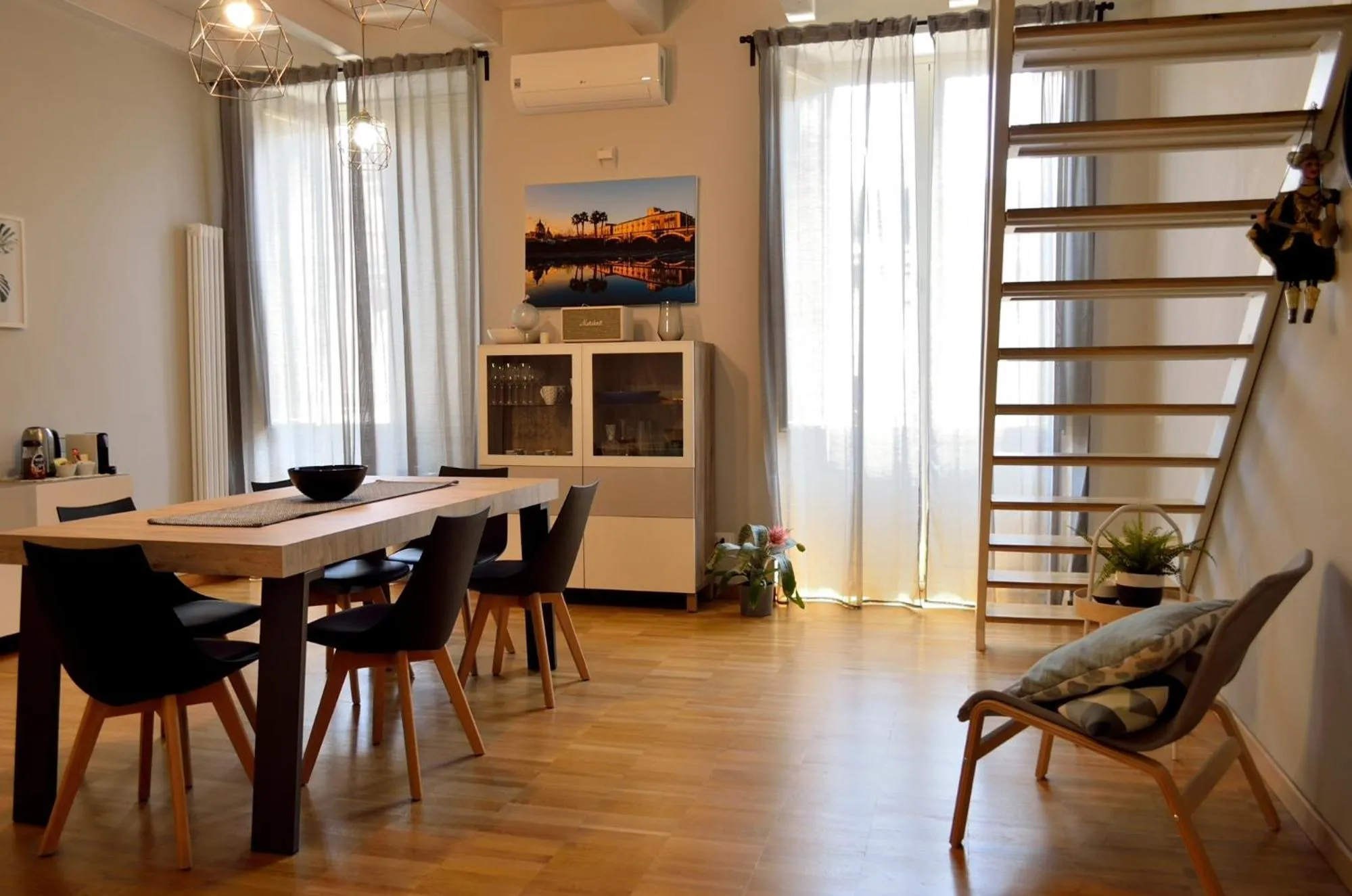 Panoramic Suite***** in the heArt of Catania