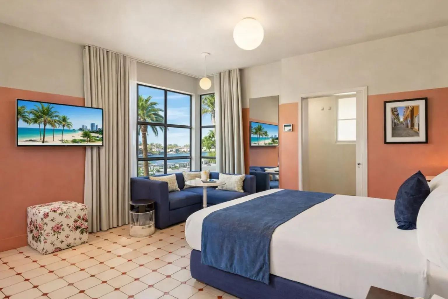 Photo of the whole room, Bed in Hotel Trouvail Miami Beach Photo of the whole room, Bed in Hotel Trouvail Miami Beach