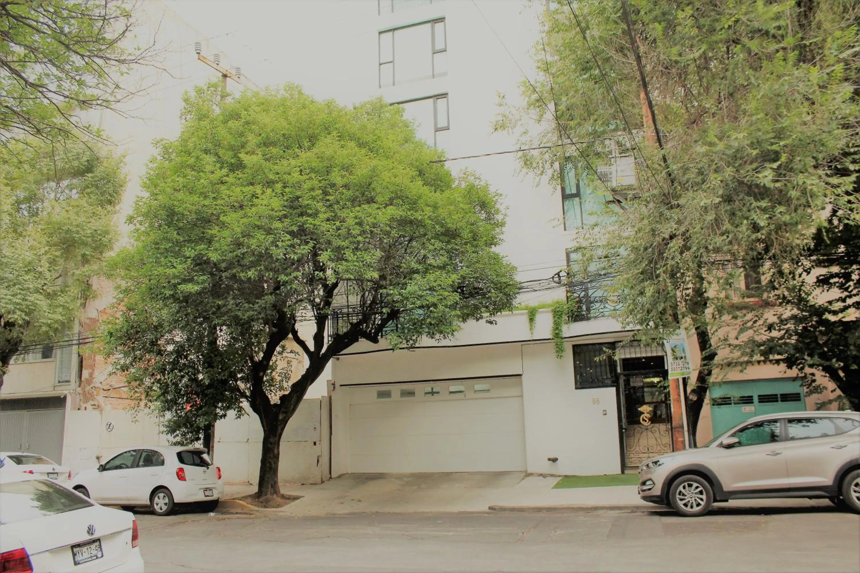 Property building in Condesa Suites