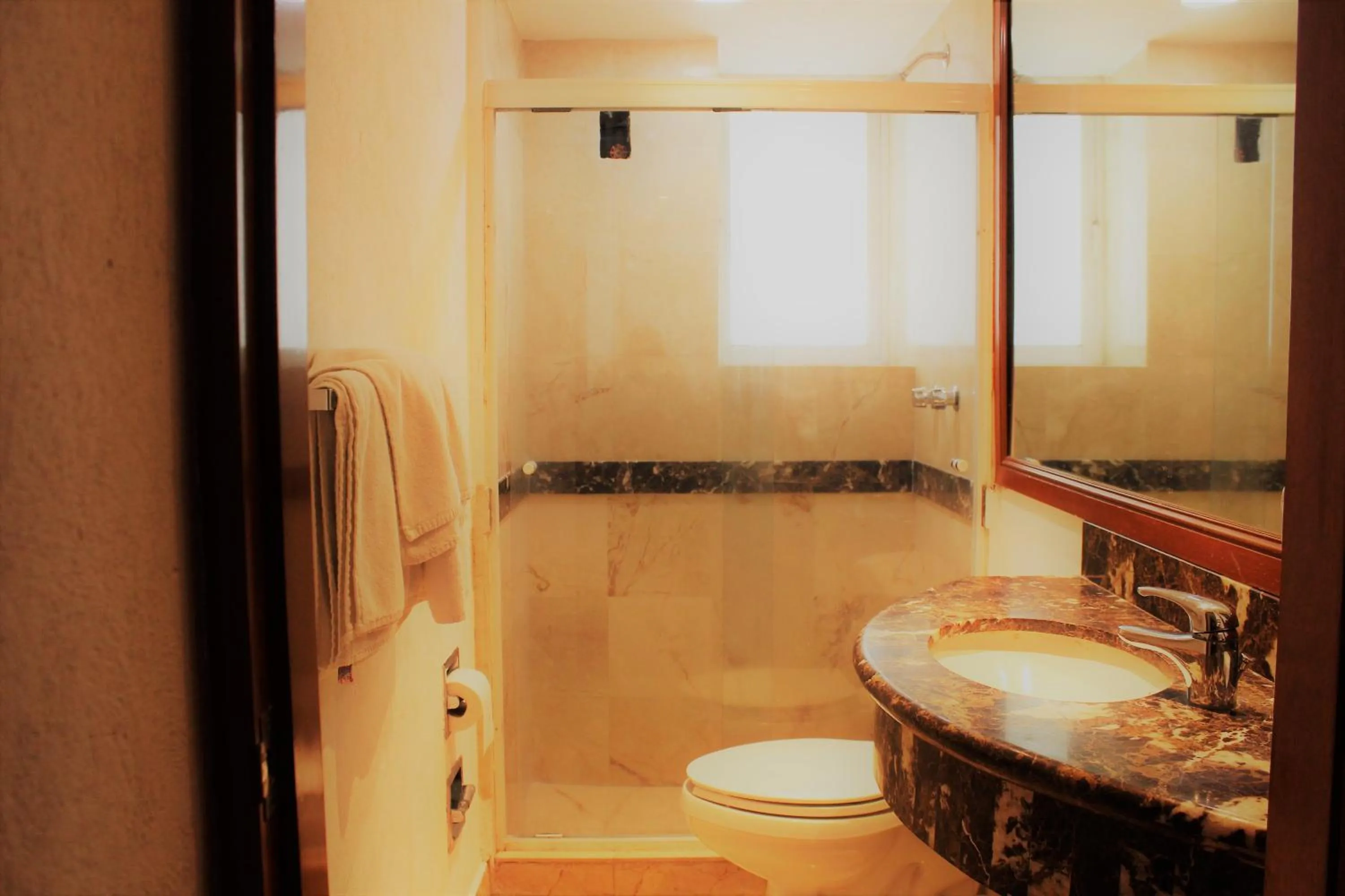 Bathroom in Condesa Suites