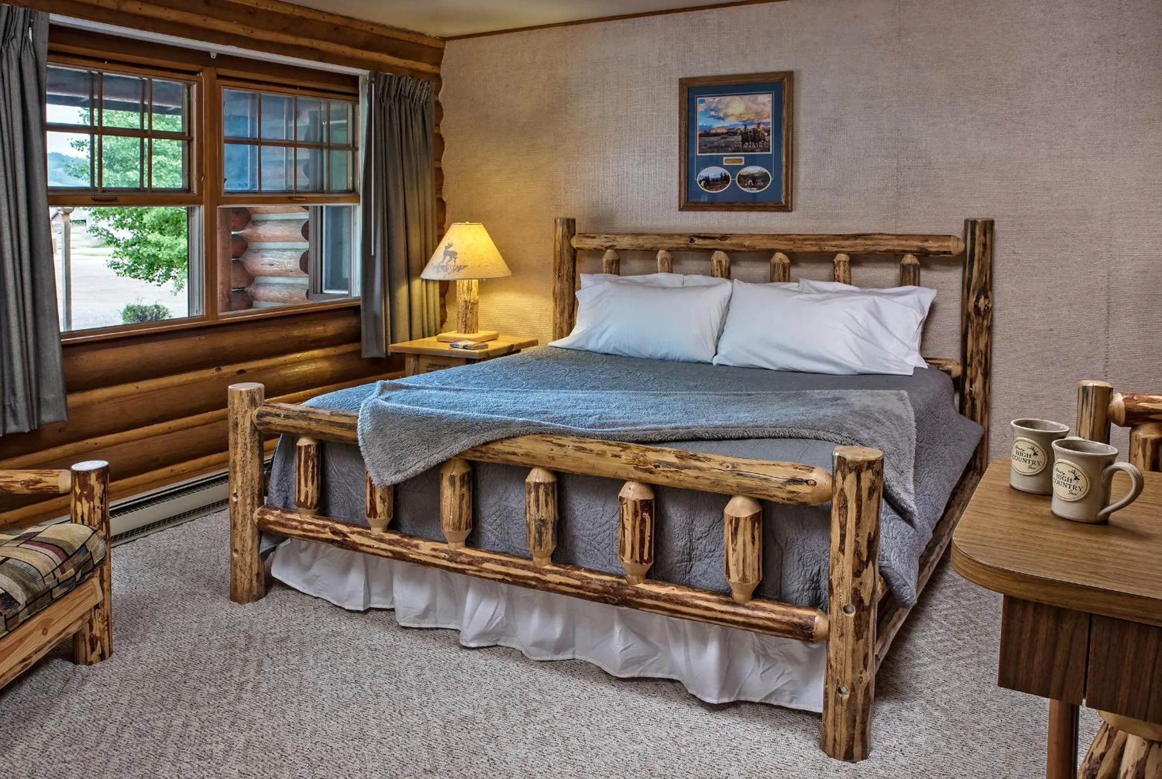 Bed in Stanley High Country Inn