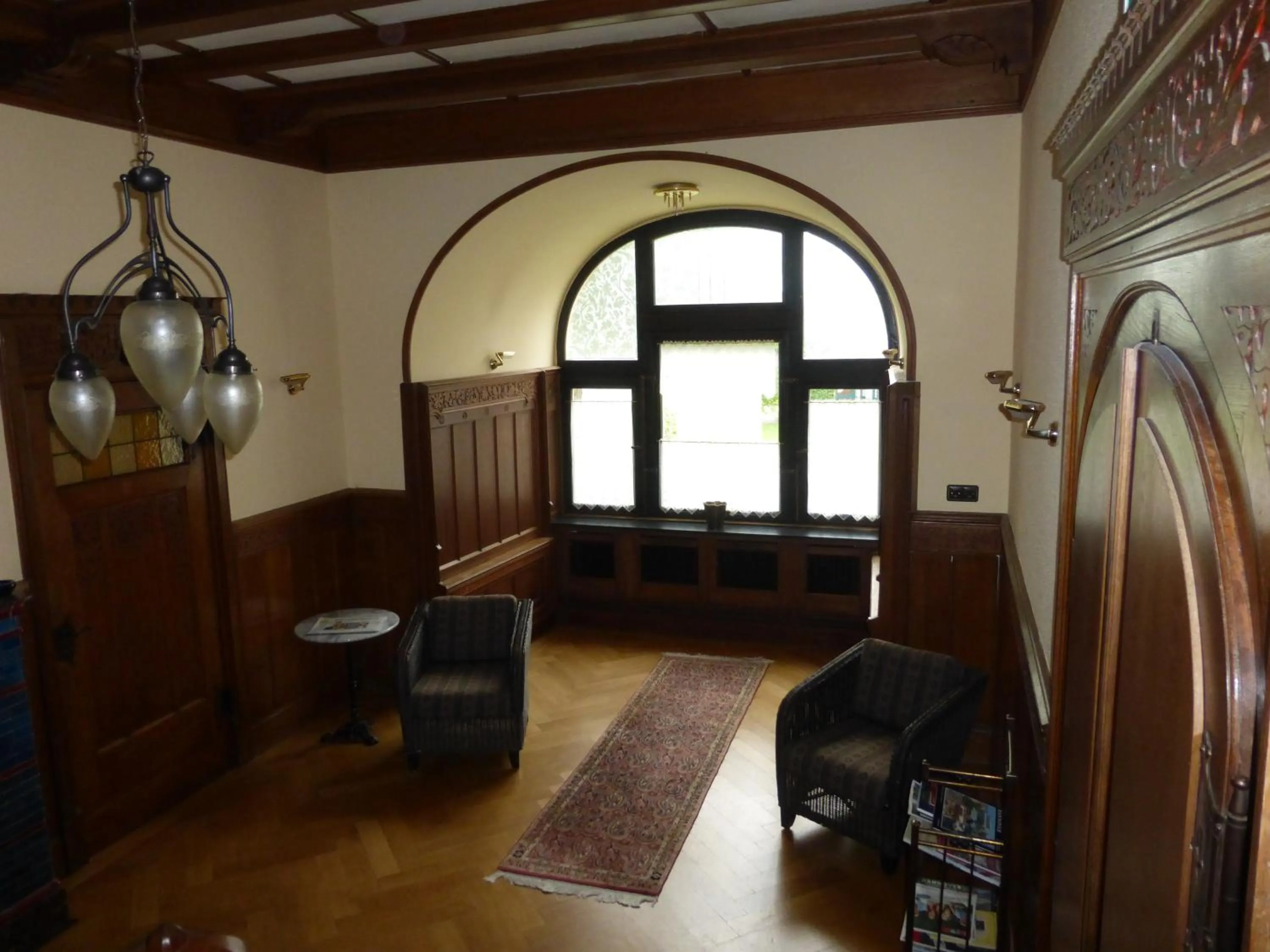 Seating area in Hotel Villa Tosca