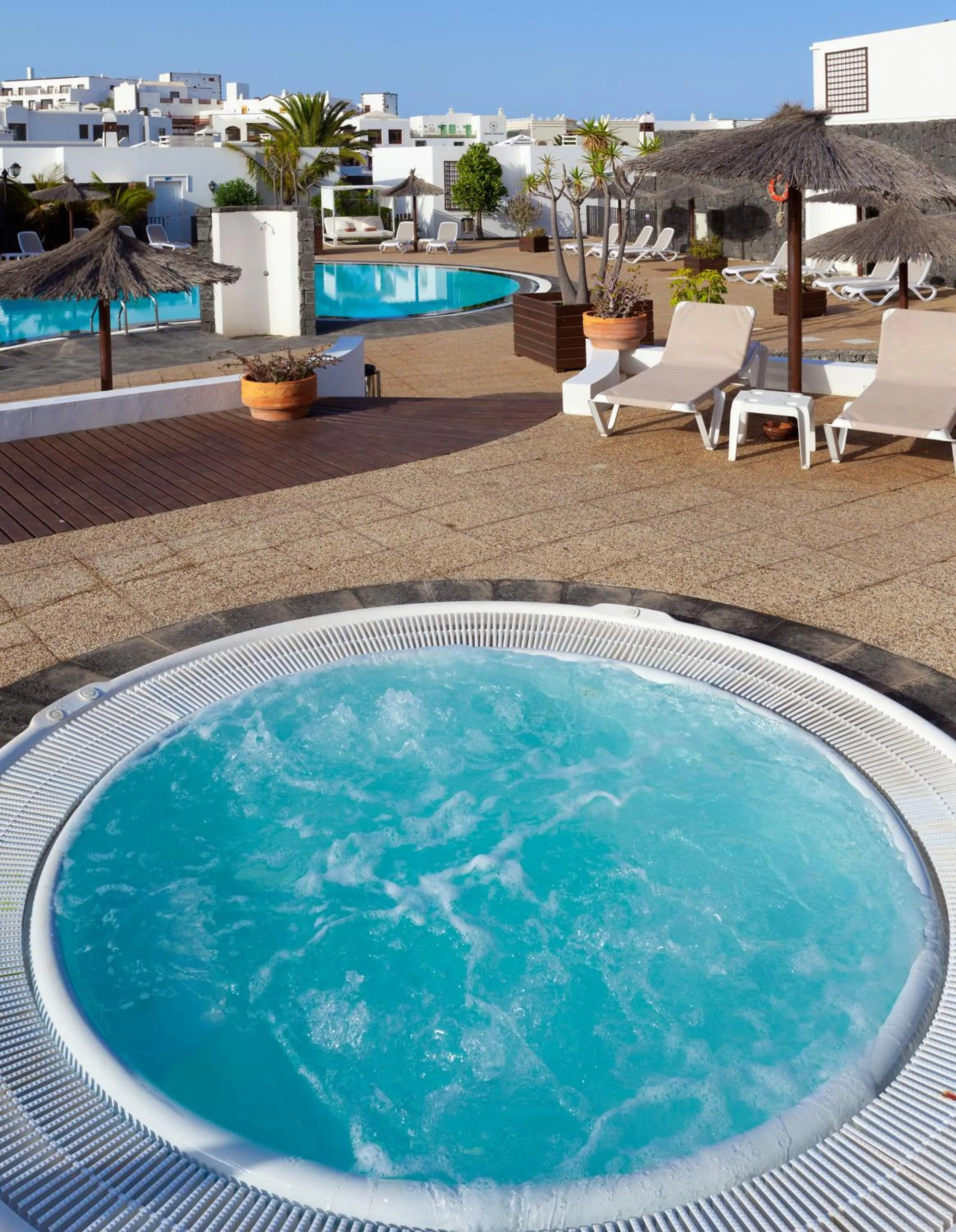 Hot Tub in Apartamentos LIVVO Coloradamar