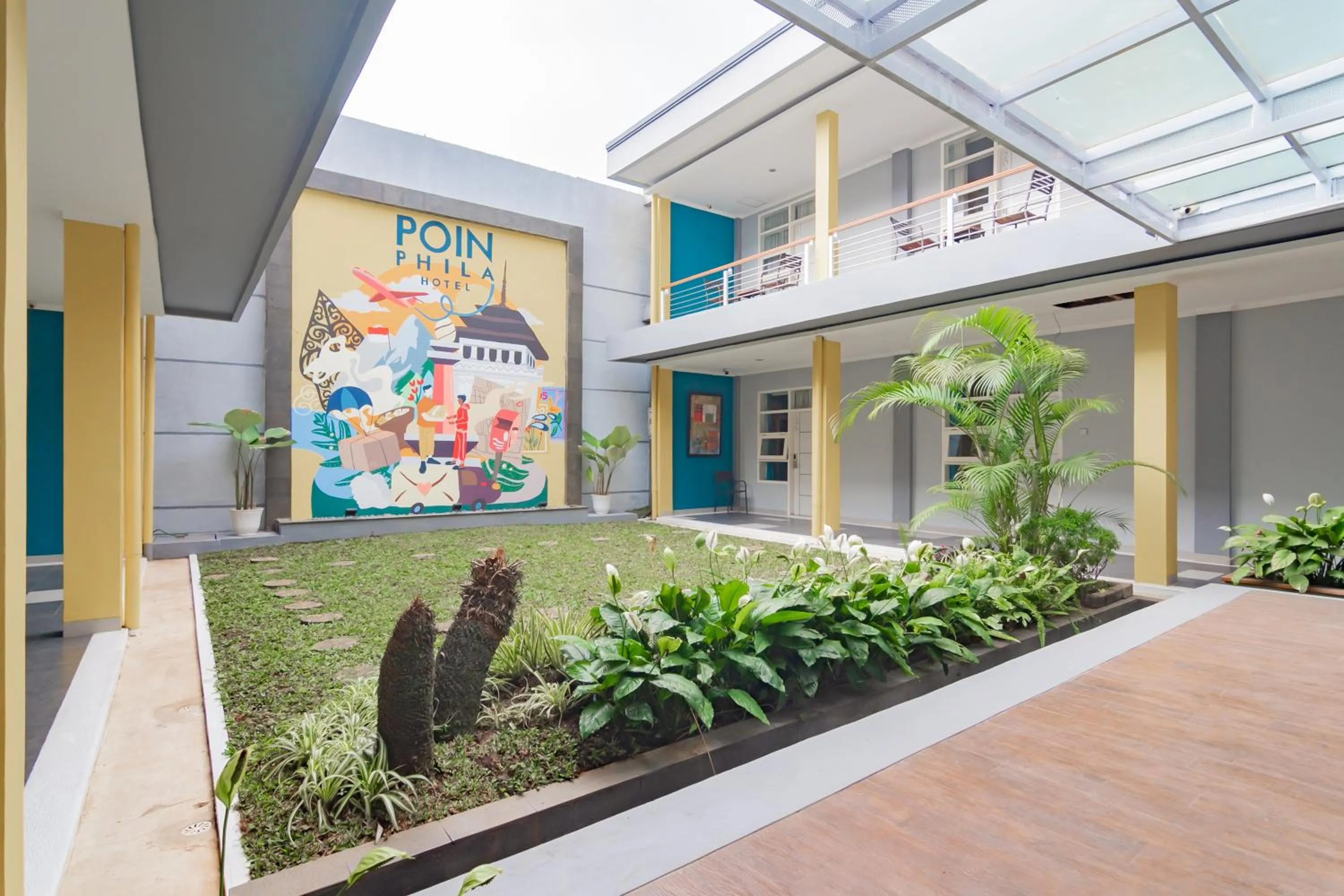 Property building in RedDoorz Plus @ Point Phila Cihampelas