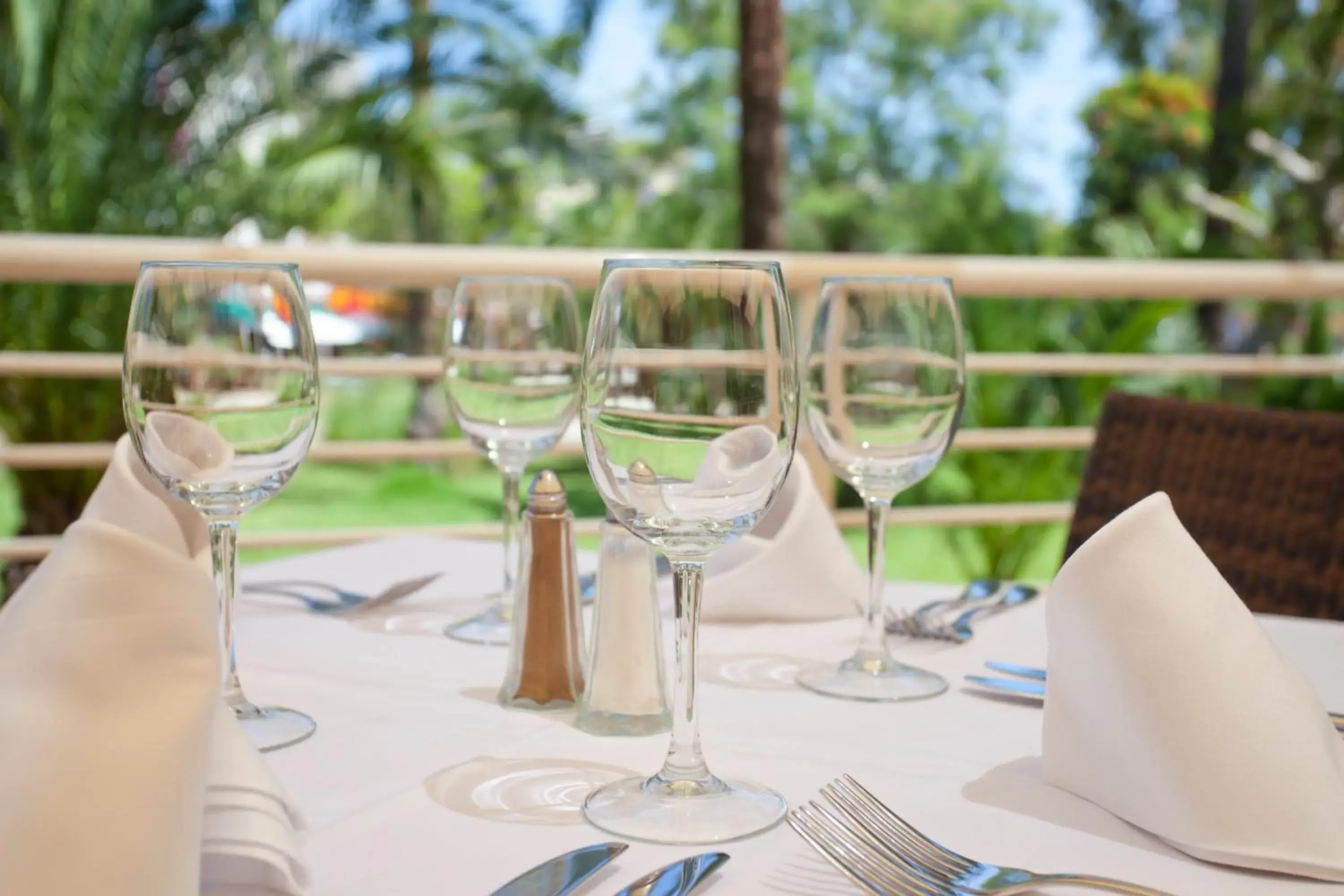 Restaurant/places to eat in FERGUS Bermudas Restaurant/places to eat in FERGUS Bermudas