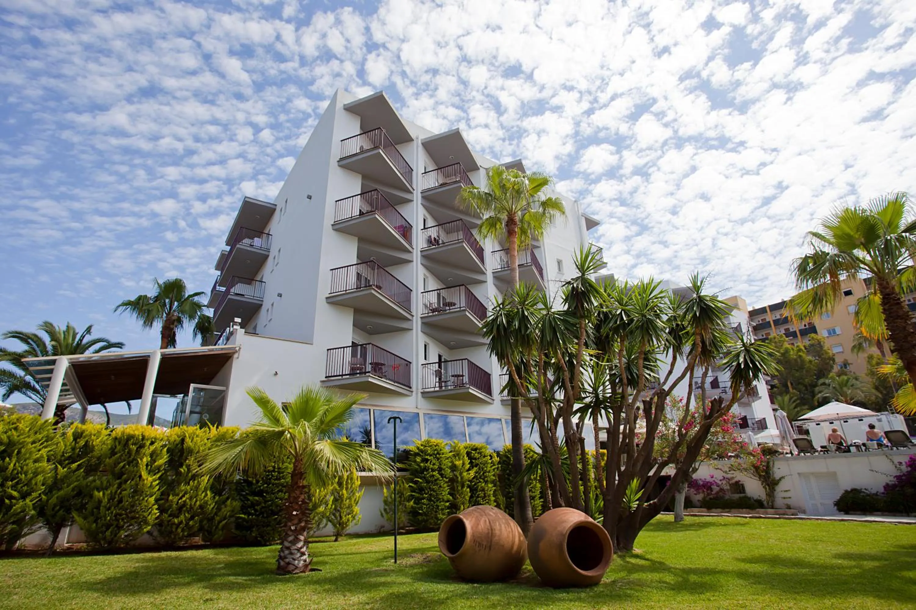 Garden in FERGUS Bermudas