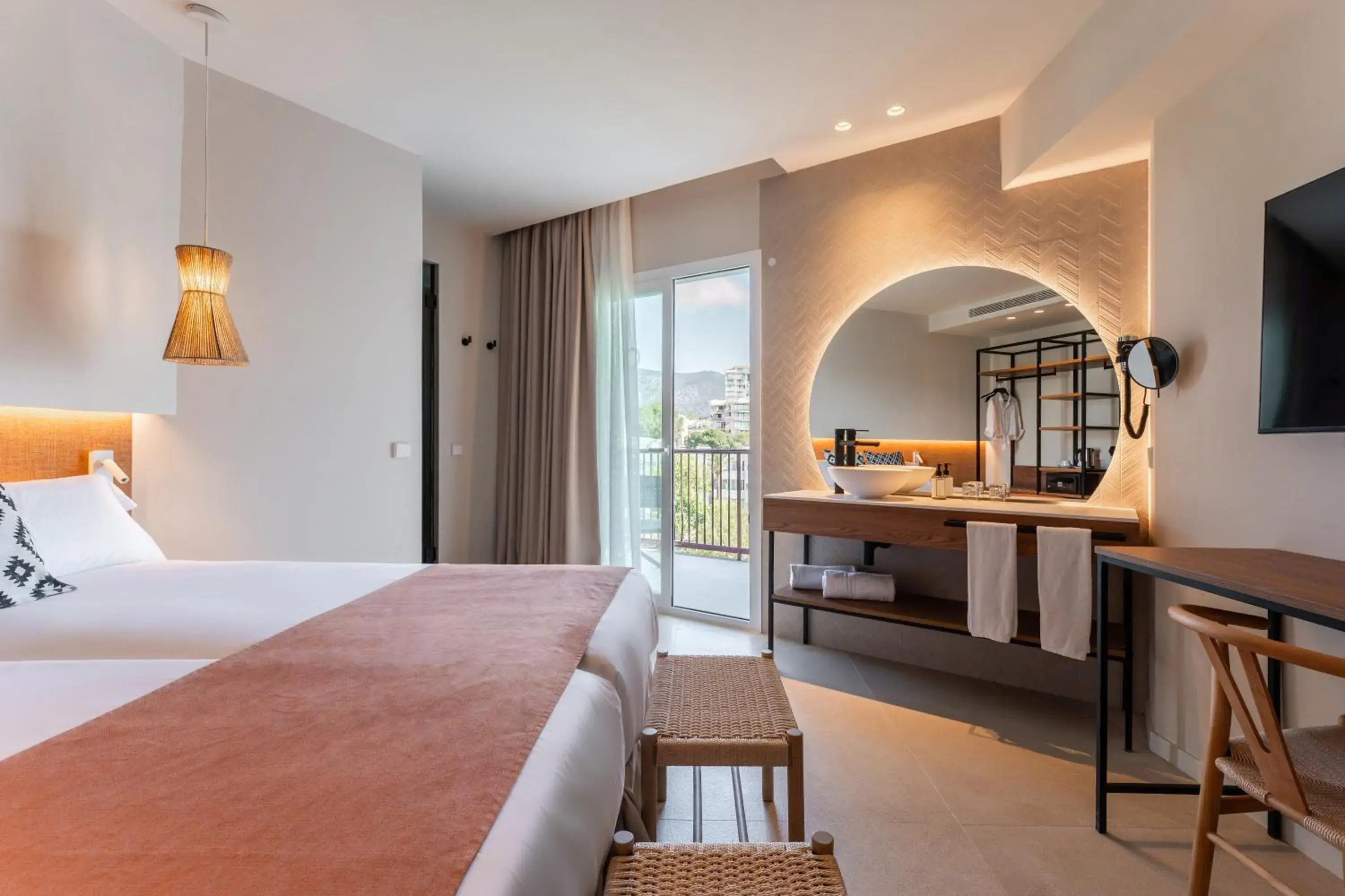 Bedroom, Bed in FERGUS Bermudas Bedroom, Bed in FERGUS Bermudas