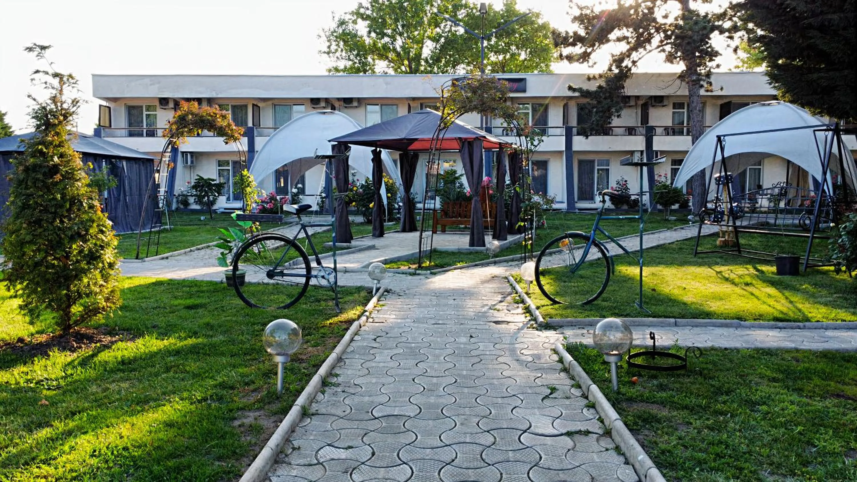 Property building in Voila Mamaia