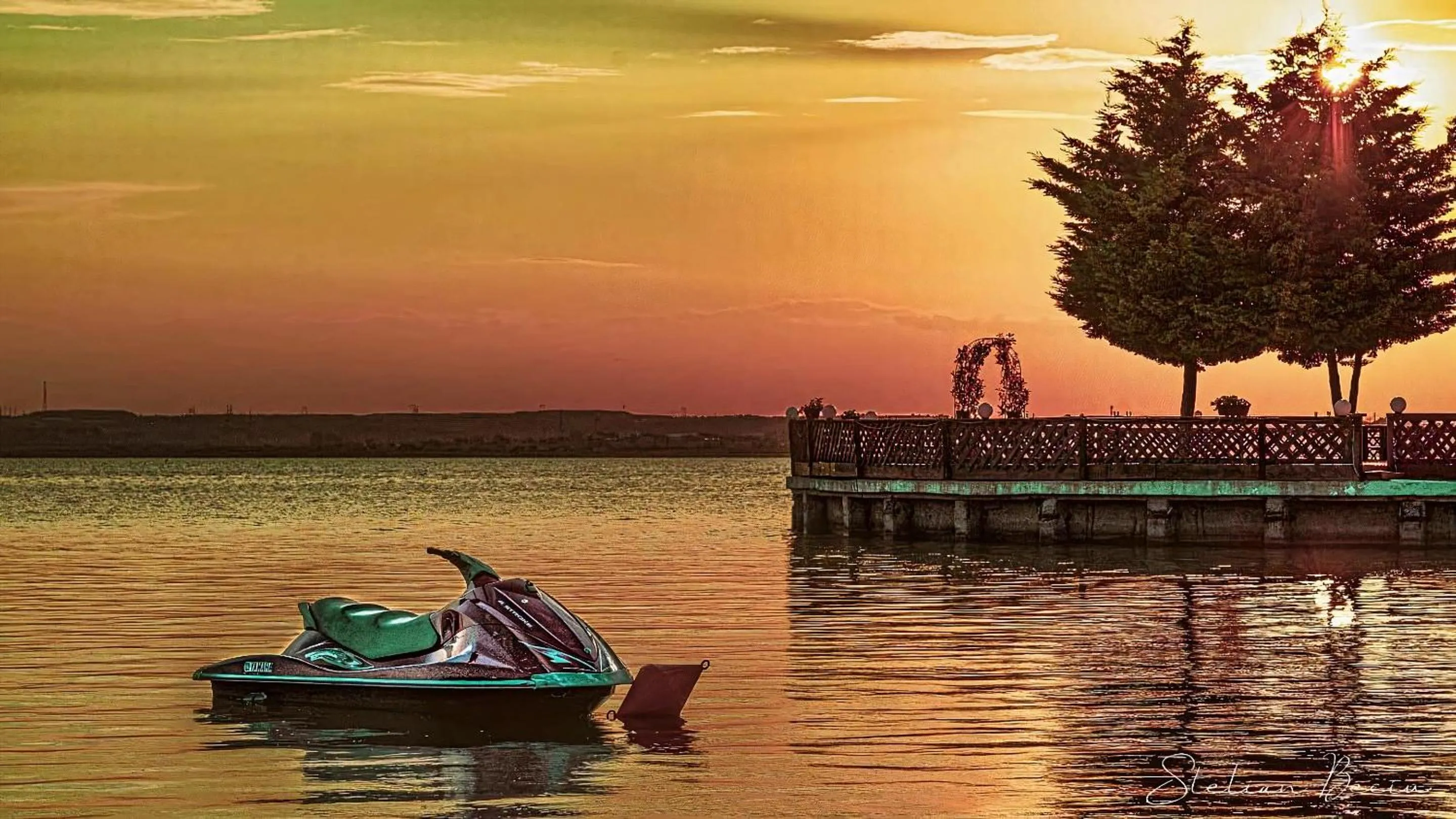 Sunset in Voila Mamaia