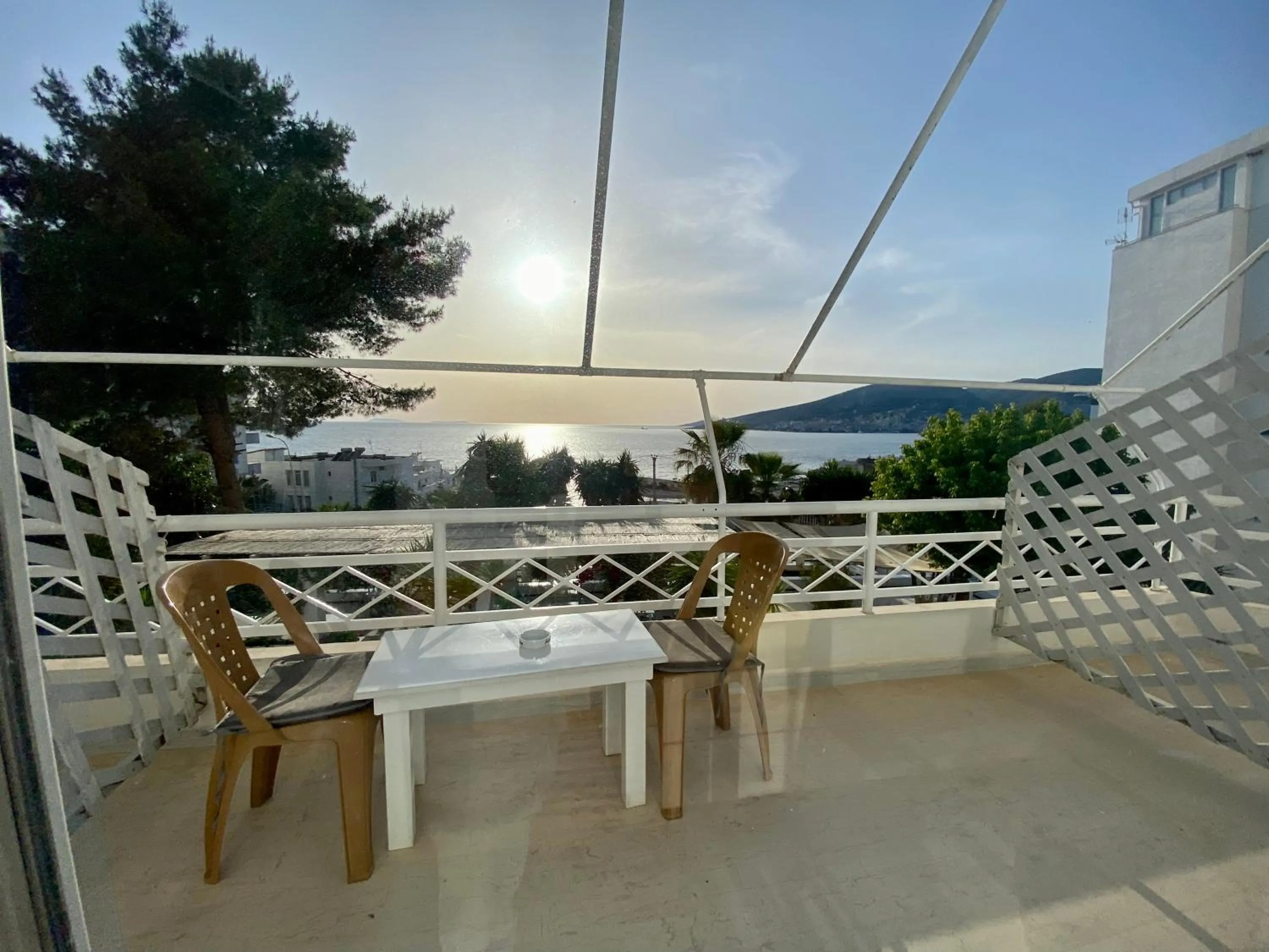 Junior Suite with Sea View - single occupancy in Saranda Hotel