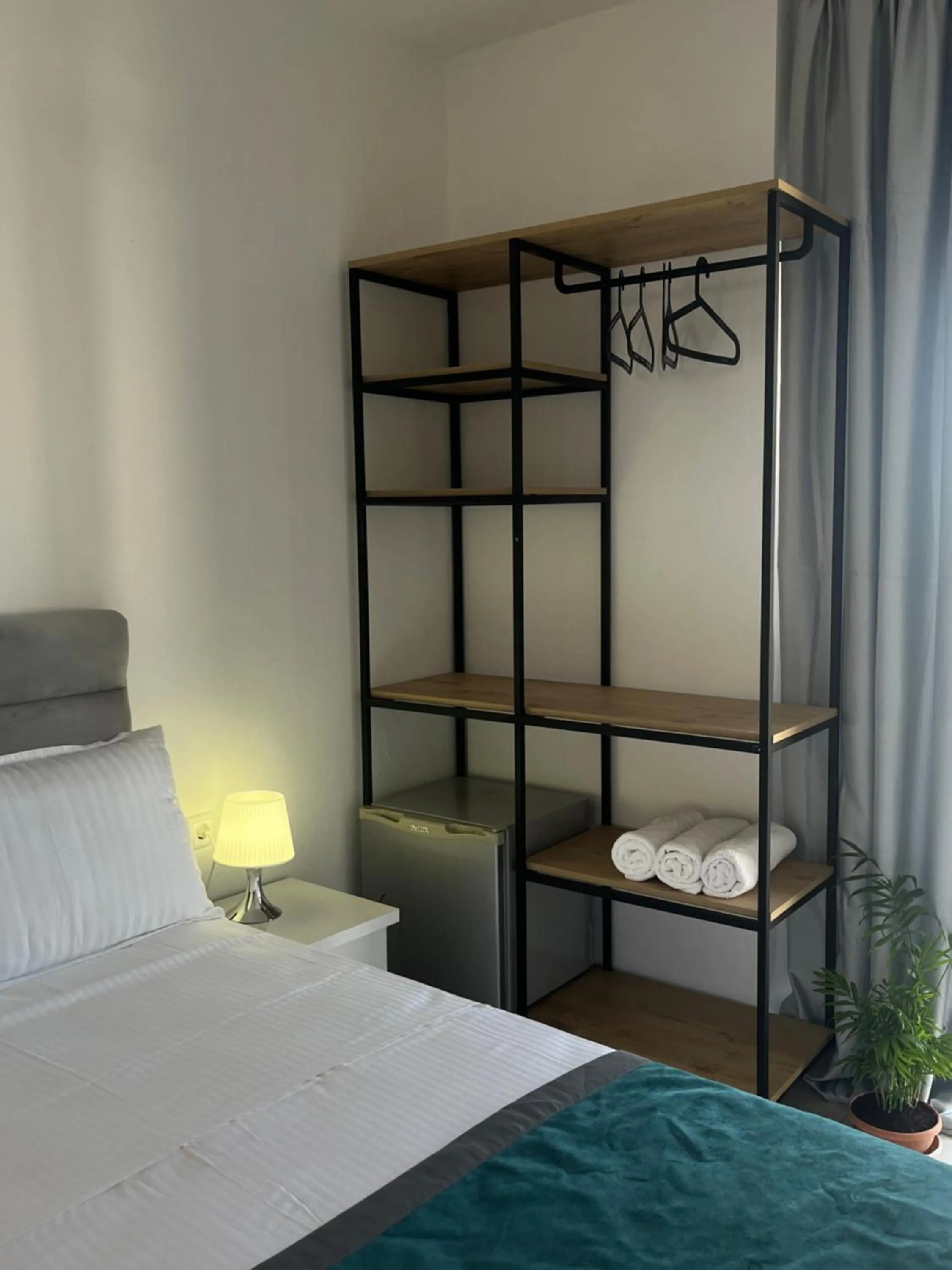 Double Room with Balcony and Sea View in Saranda Hotel