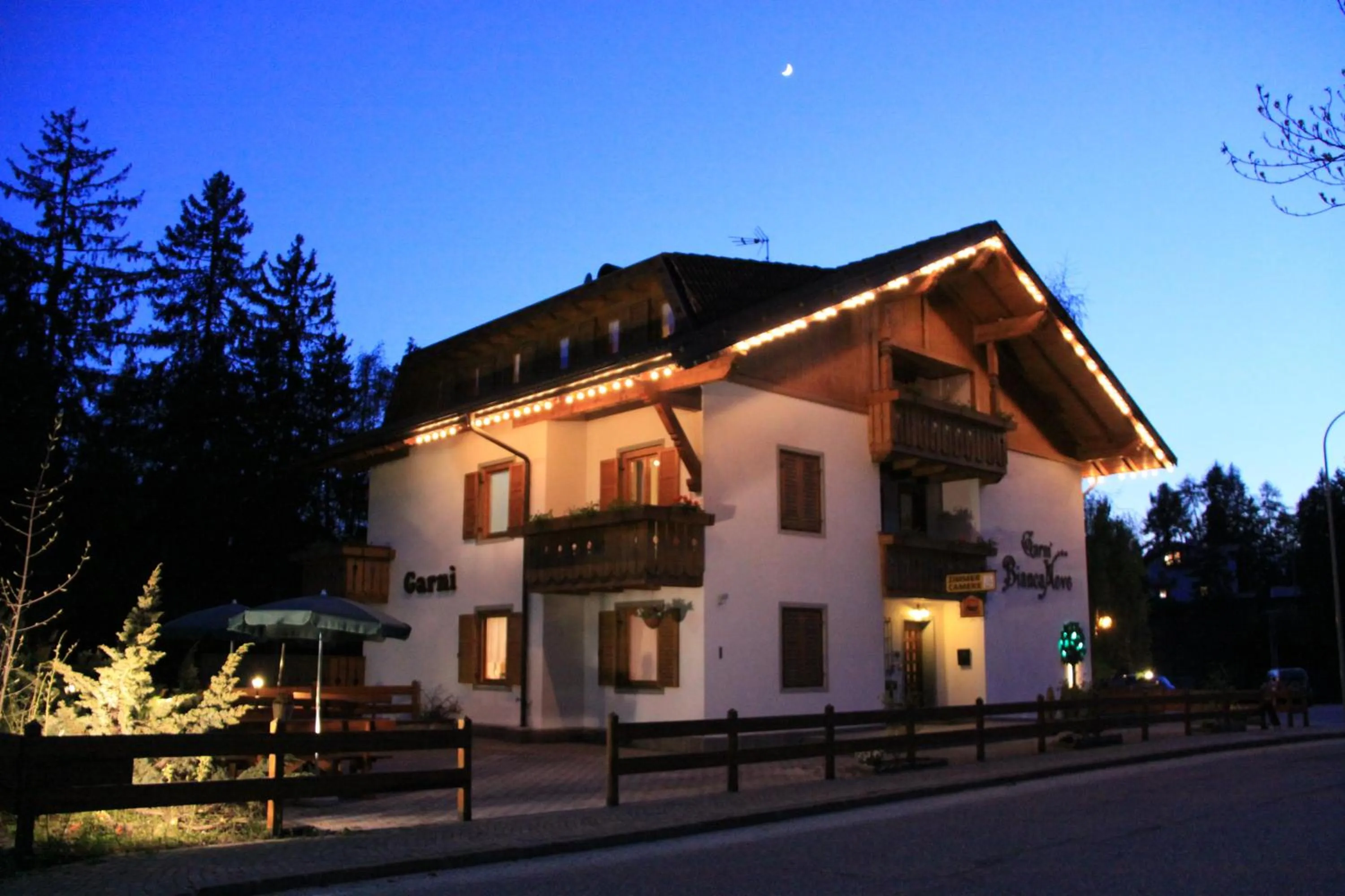 Night in Garni Biancaneve Ruffrè-Mendola