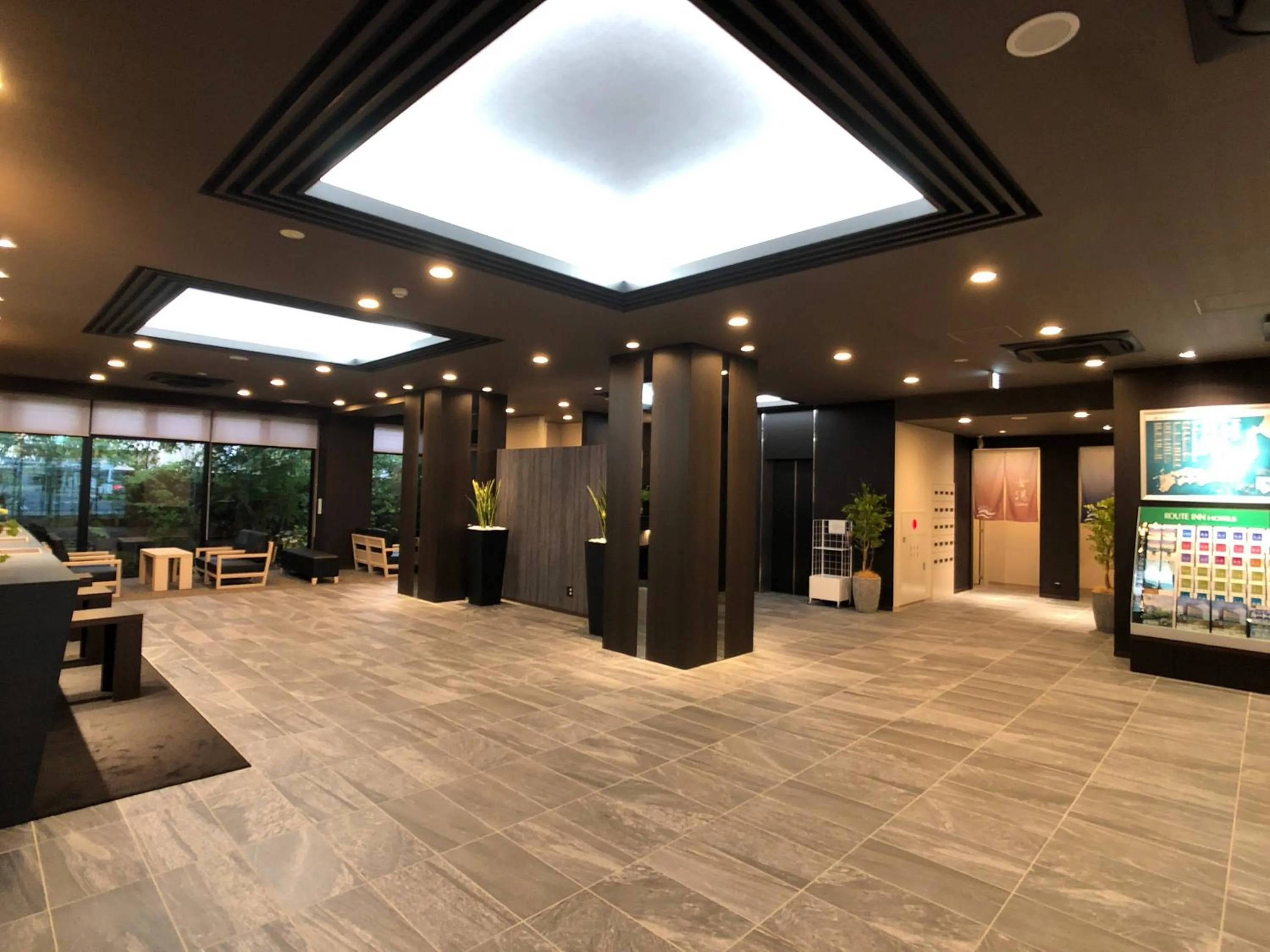 Lobby or reception in Hotel Route-Inn Grand Ota Ekimae