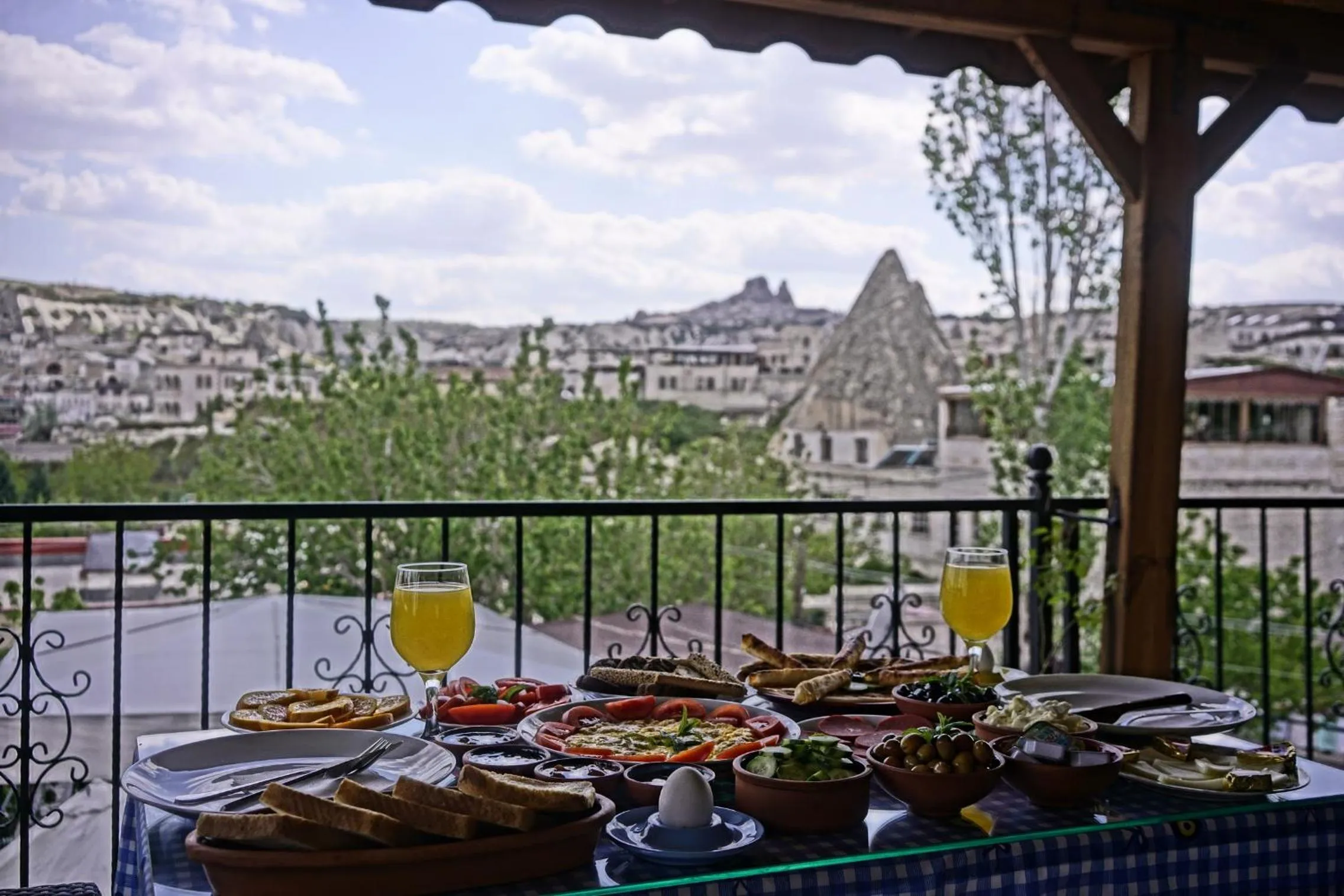 Breakfast in Goreme Valley Cave House