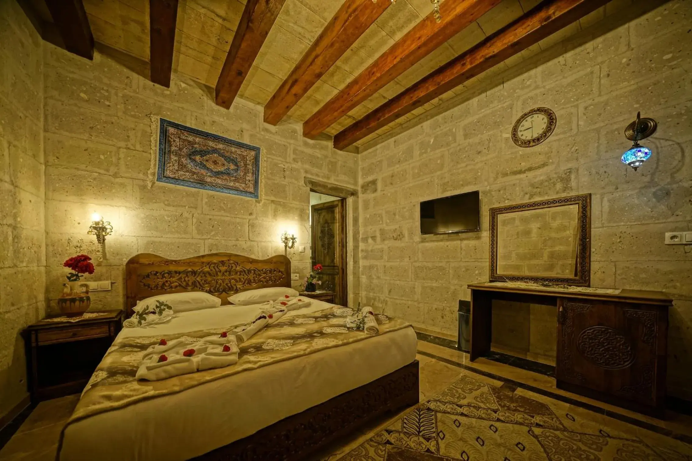 Deluxe Double Room (2 Adults + 1 Child) in Goreme Valley Cave House Deluxe Double Room (2 Adults + 1 Child) in Goreme Valley Cave House