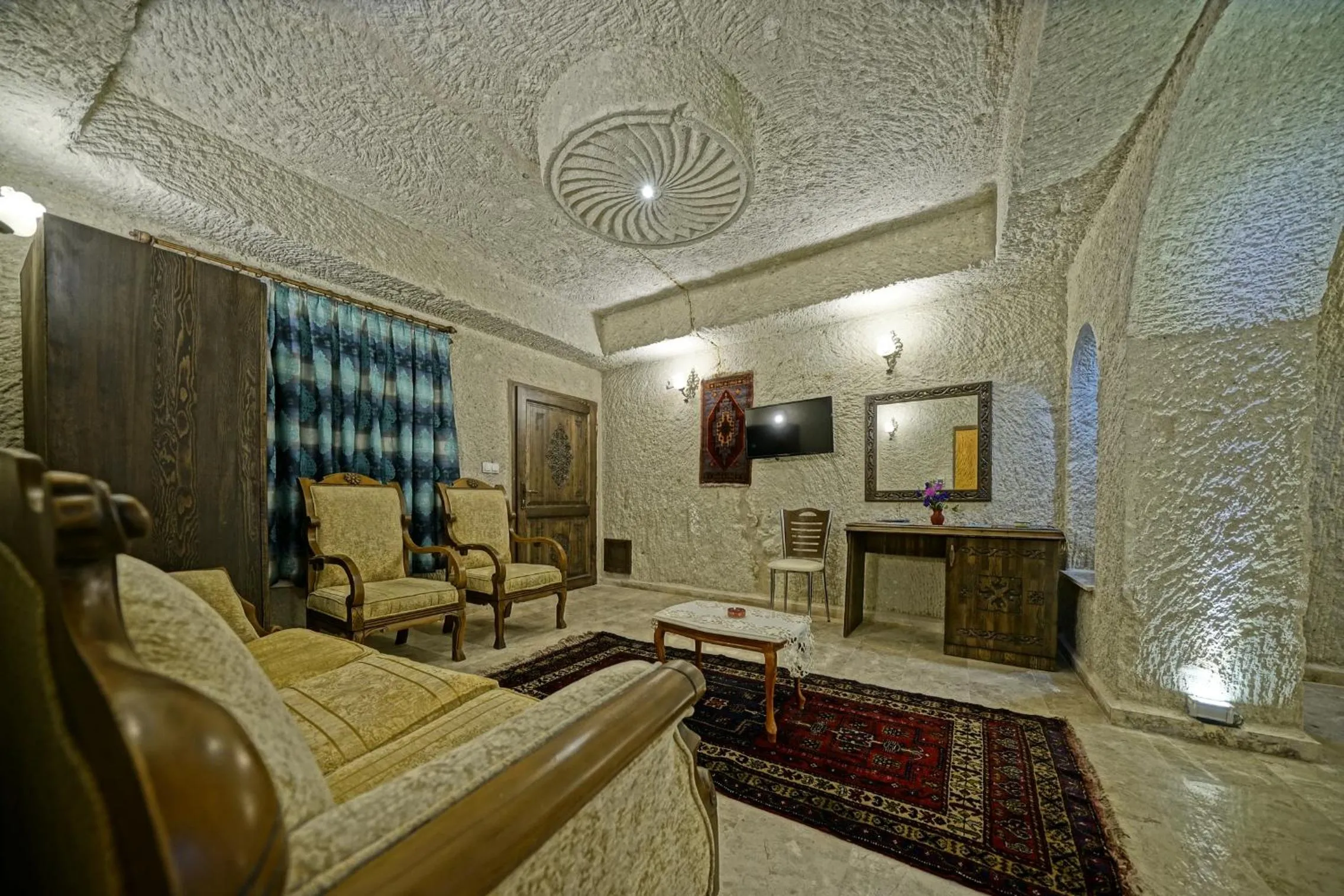 TV and multimedia in Goreme Valley Cave House