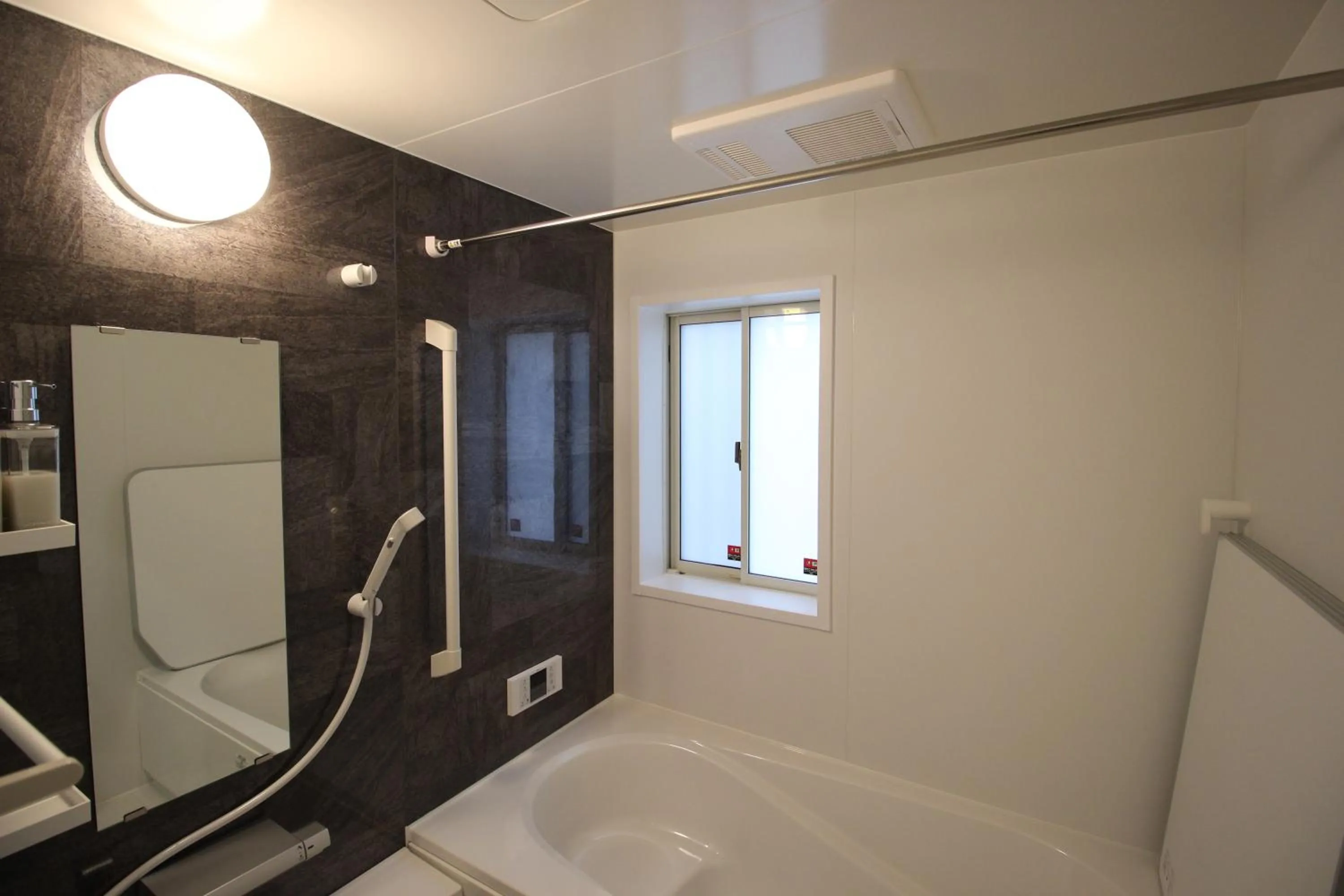 Shower in HOPE VILLA ONNASON