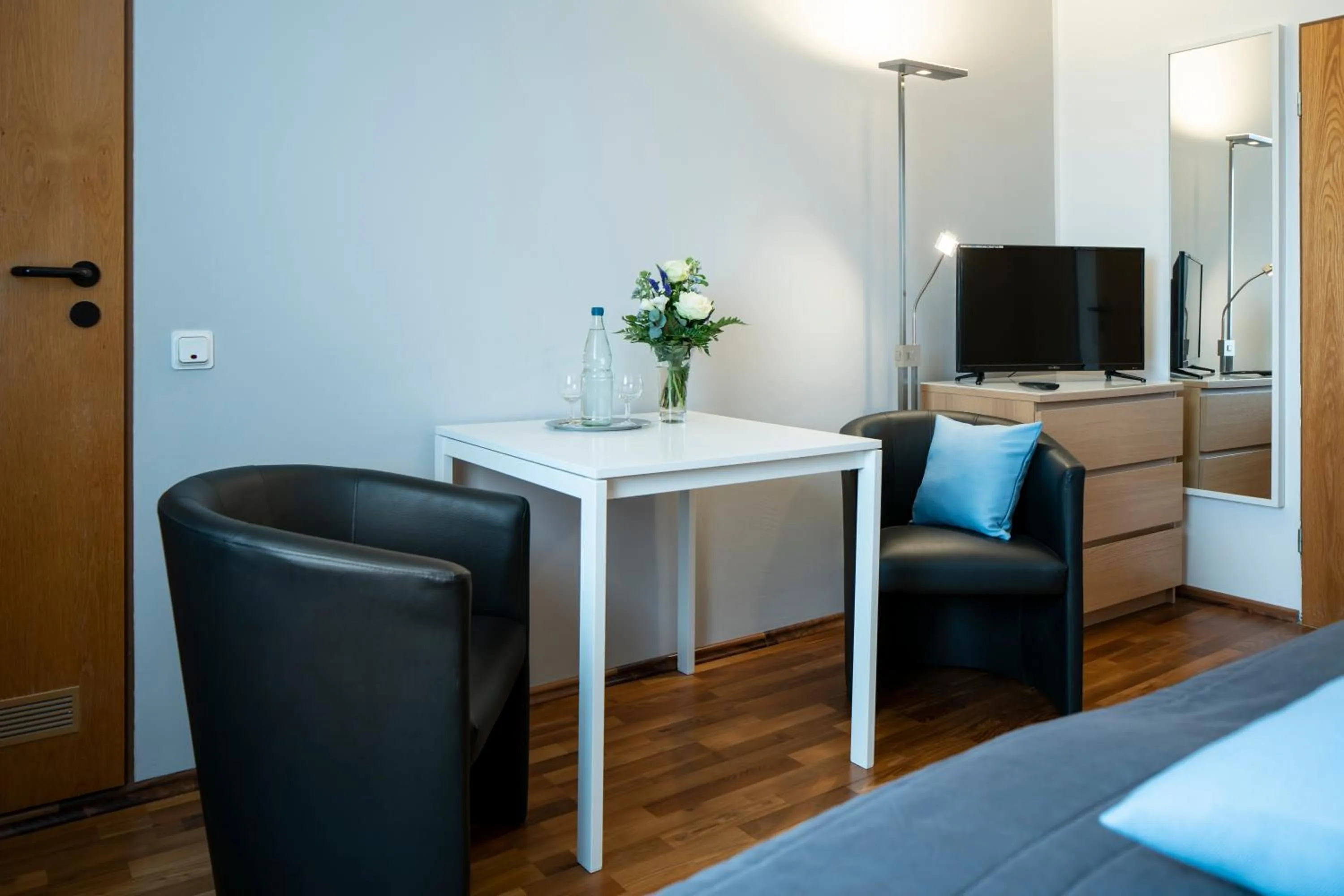 Seating area, Bed in Hotel Birkenstern