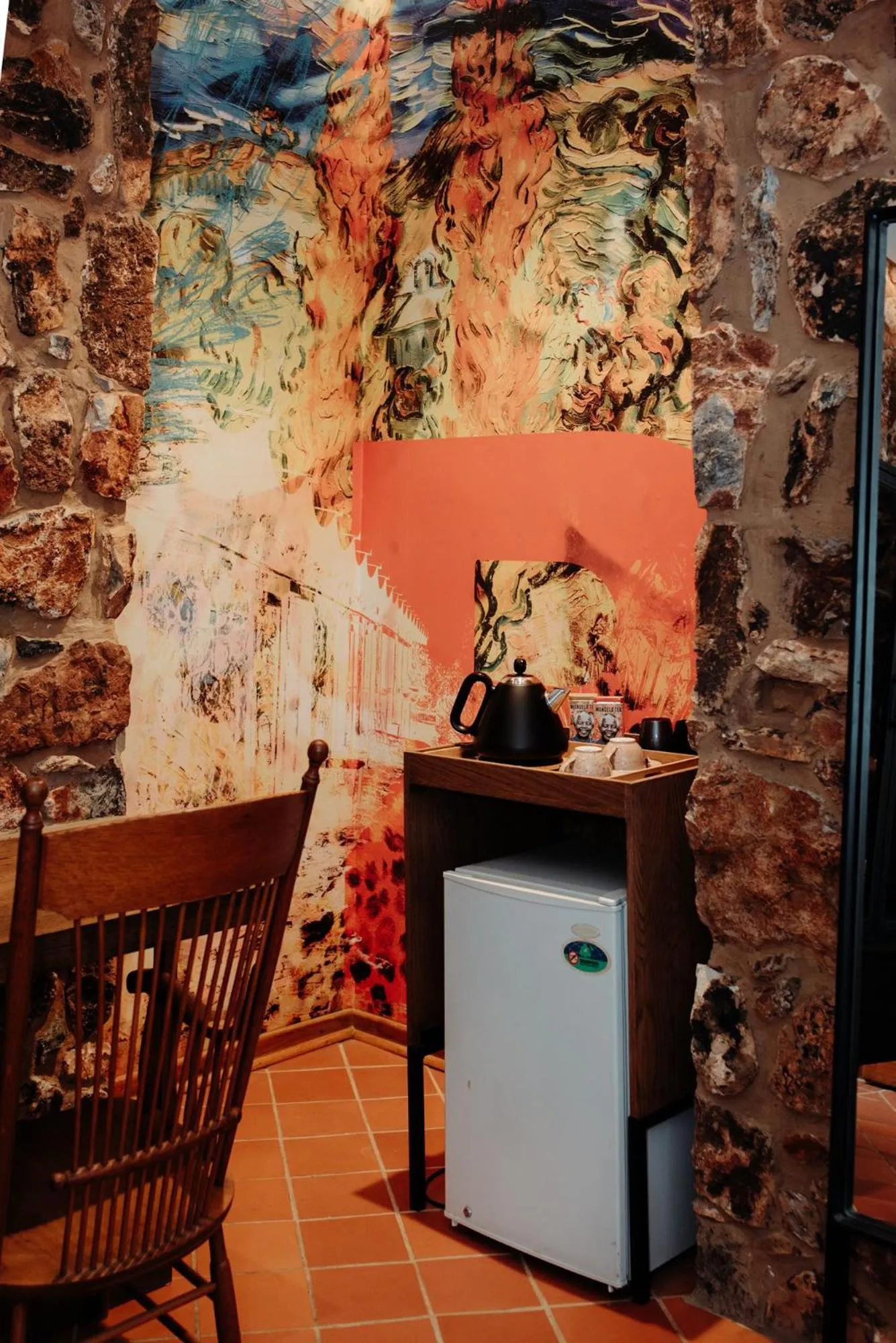 Coffee/tea facilities in Bastion House