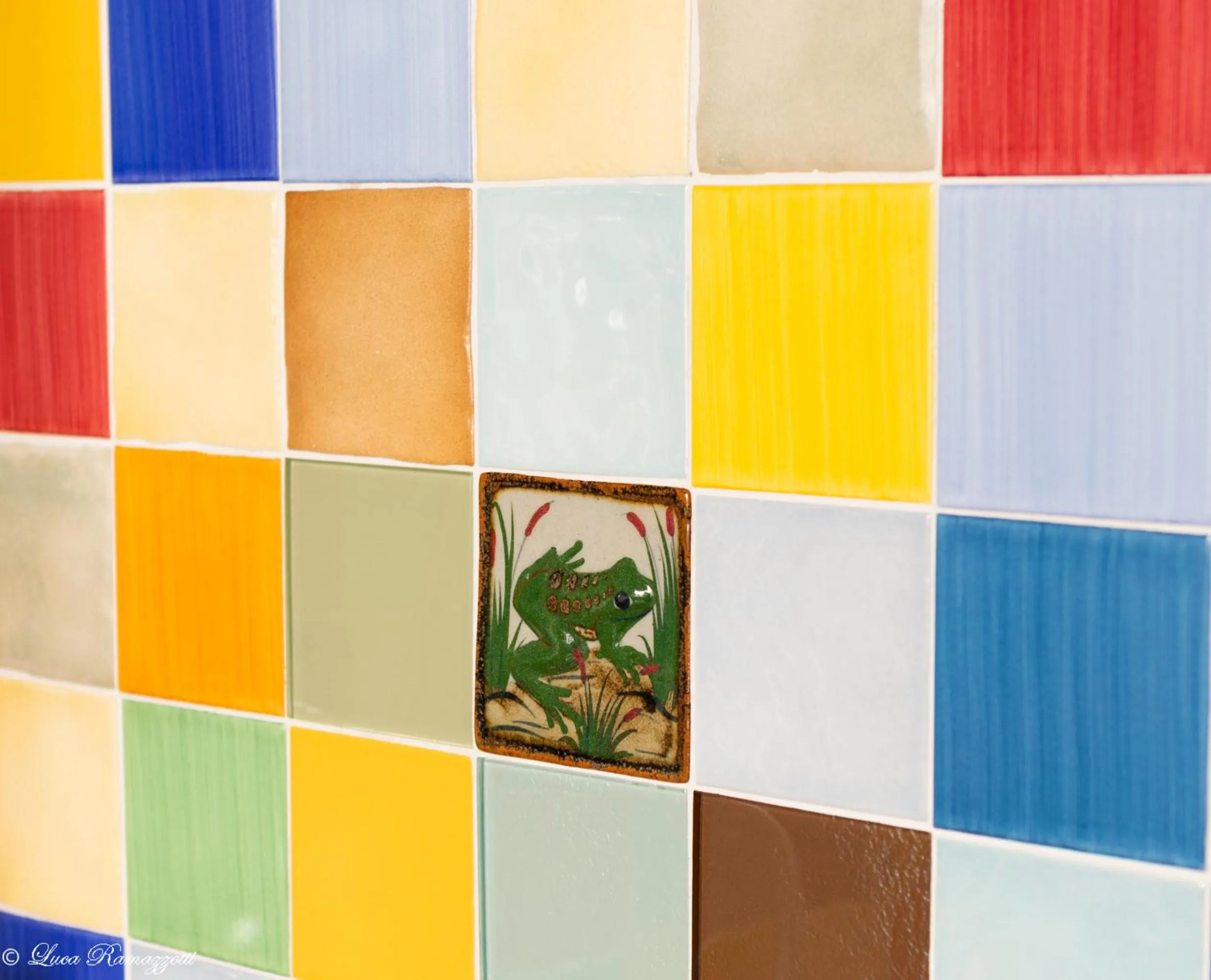 Decorative detail in Janna 'e Mare