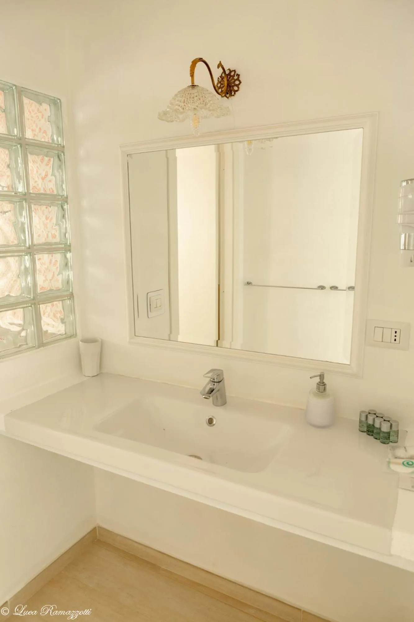 Bathroom in Janna 'e Mare