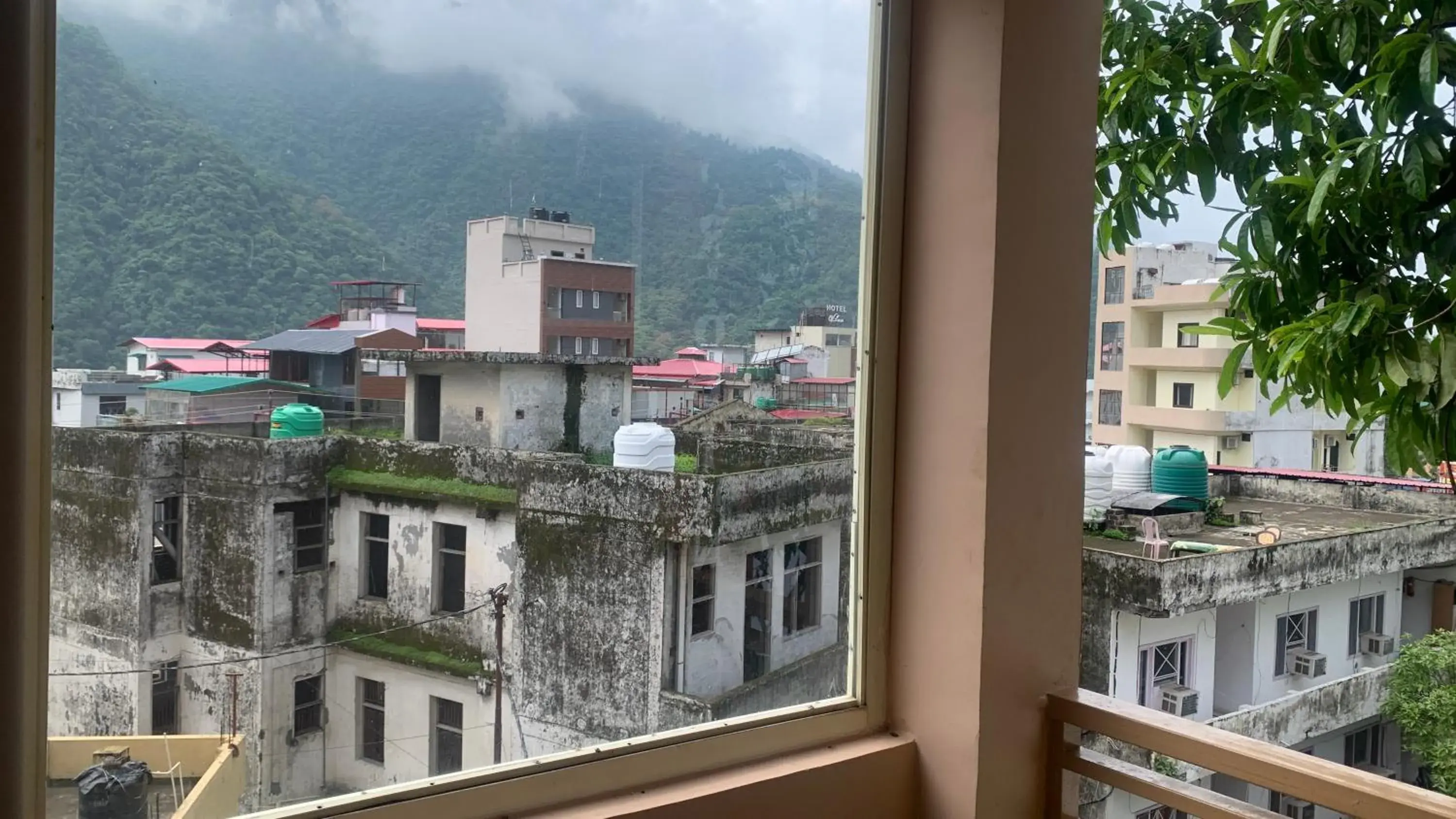 Mountain view in Rudram Hotel Yoga & Ayurveda Retreat Mountain view in Rudram Hotel Yoga & Ayurveda Retreat