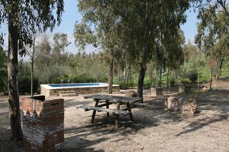 Swimming pool in Casa Rural Casa de las Aves