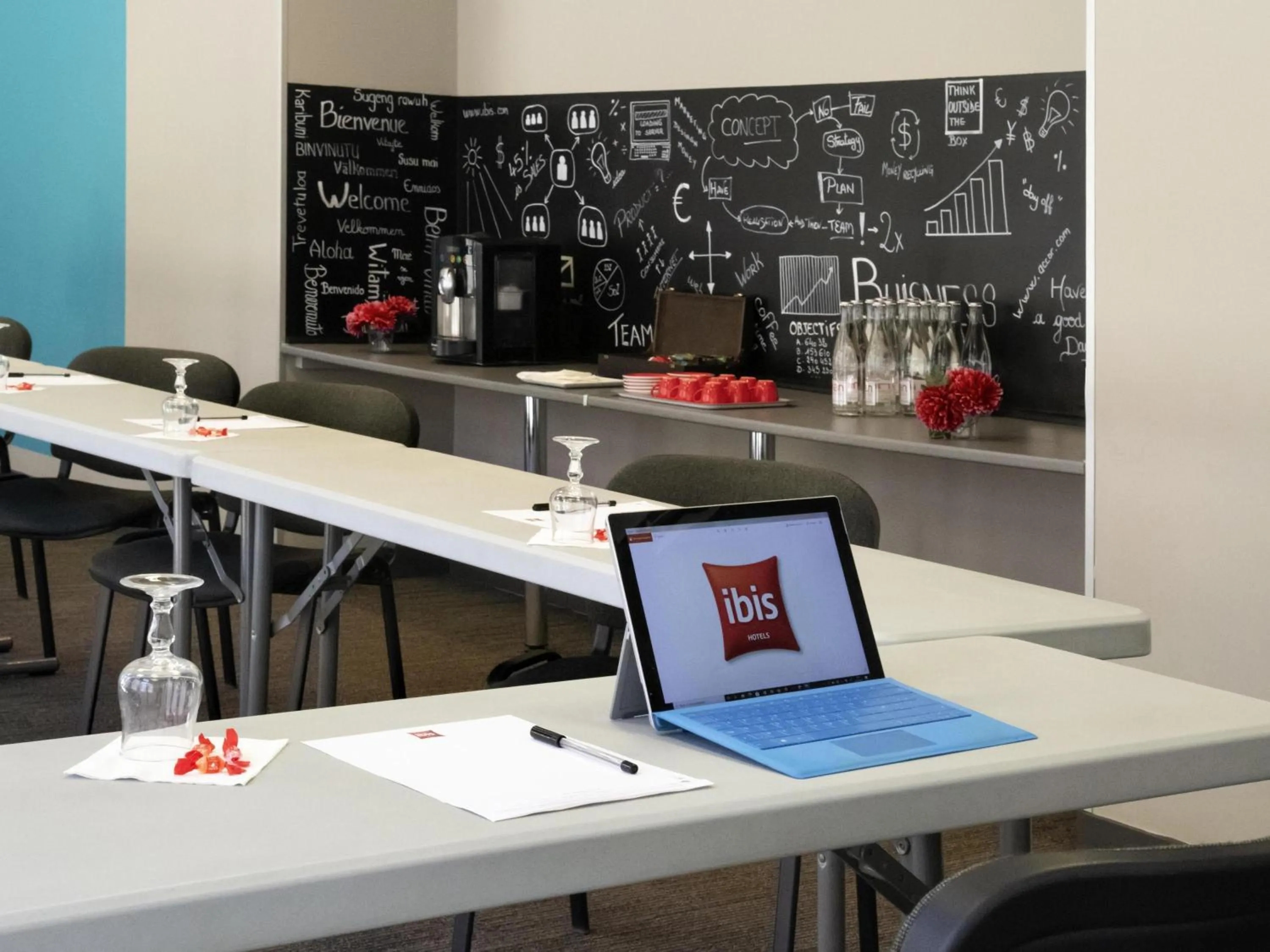 Meeting/conference room in ibis Hyeres Centre