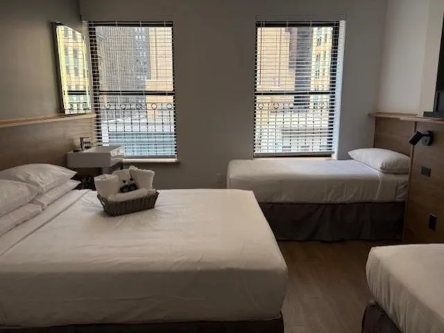 Bed in Americana Inn