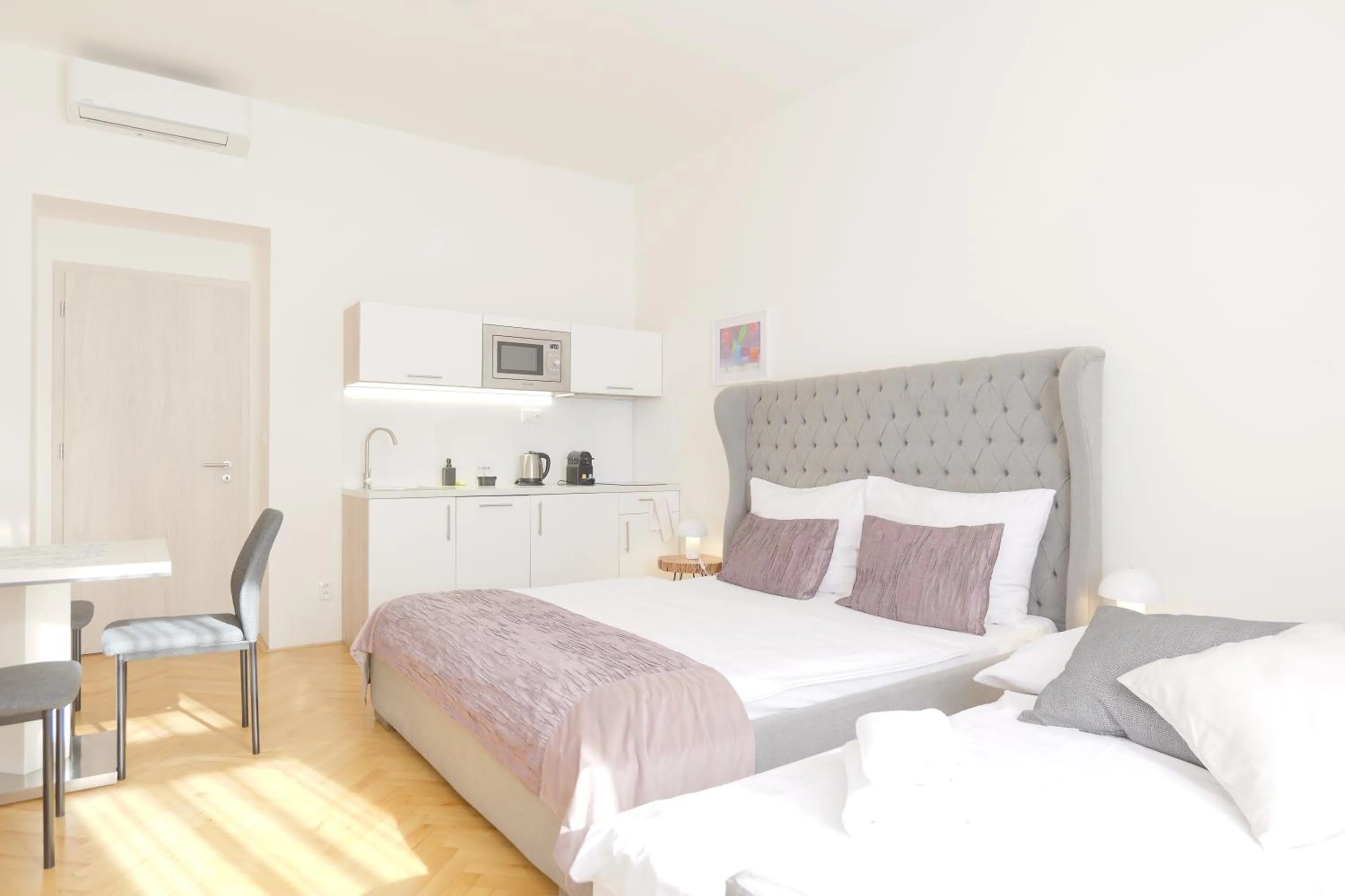 Bed in Gold Art Apartments