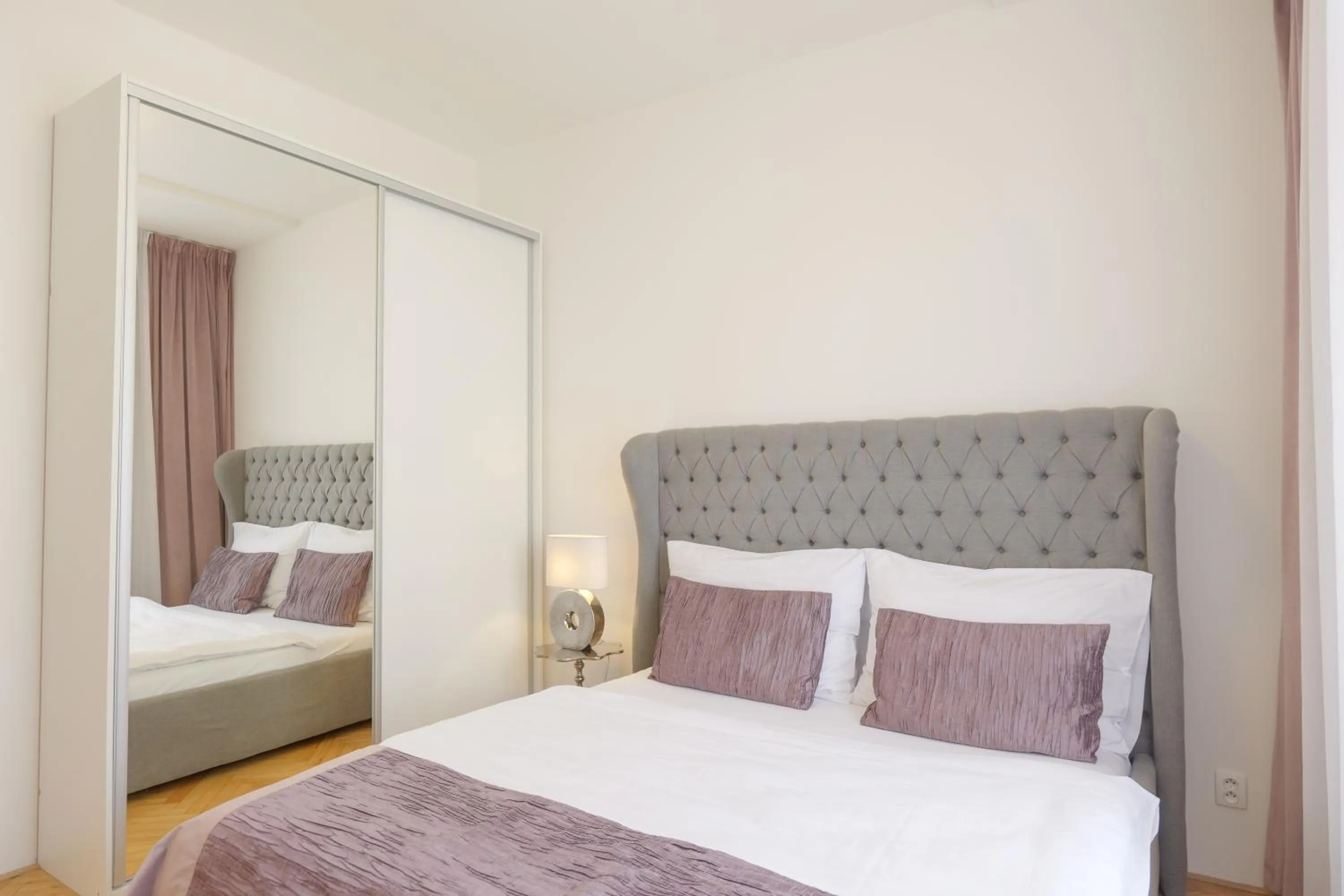 Bed in Gold Art Apartments