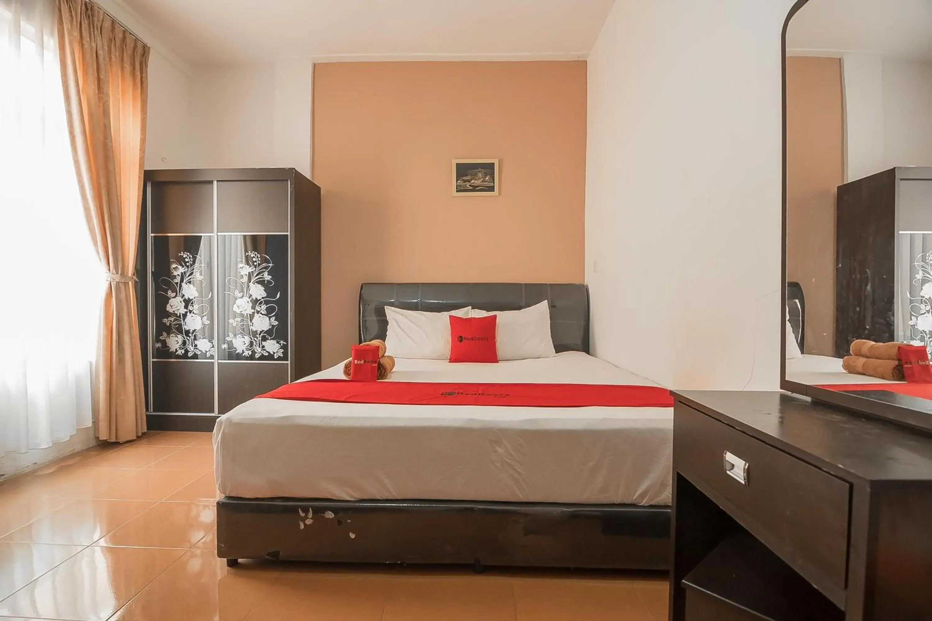Bedroom, Bed in RedDoorz @ Batam Center 2 Bedroom, Bed in RedDoorz @ Batam Center 2