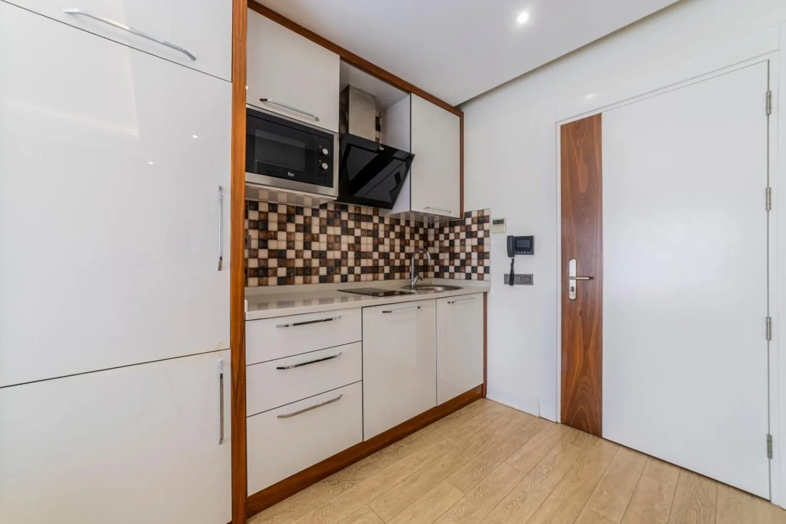 Kitchen or kitchenette in TEMA LARA APART