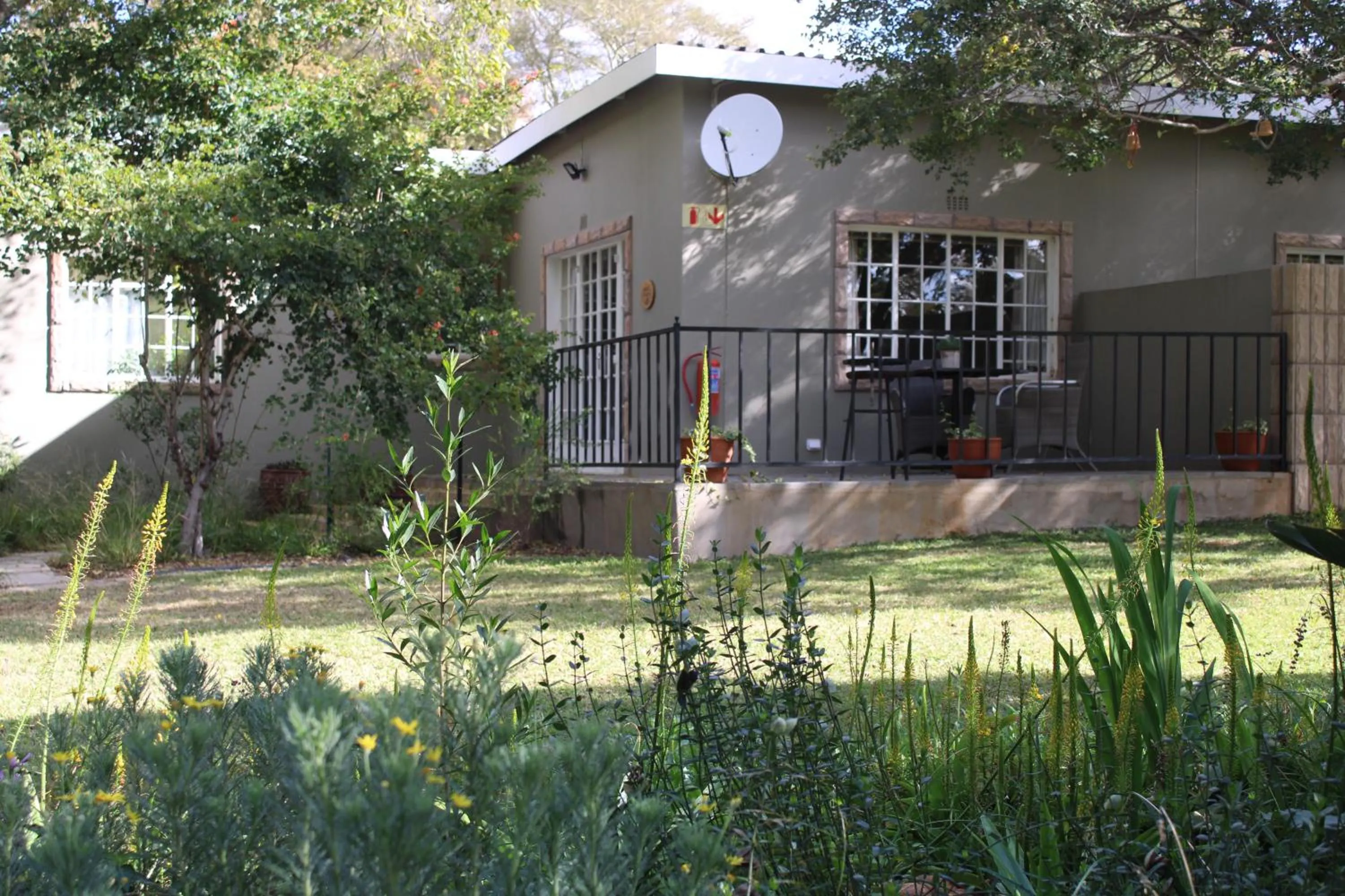 Garden in Random Harvest Country Cottages