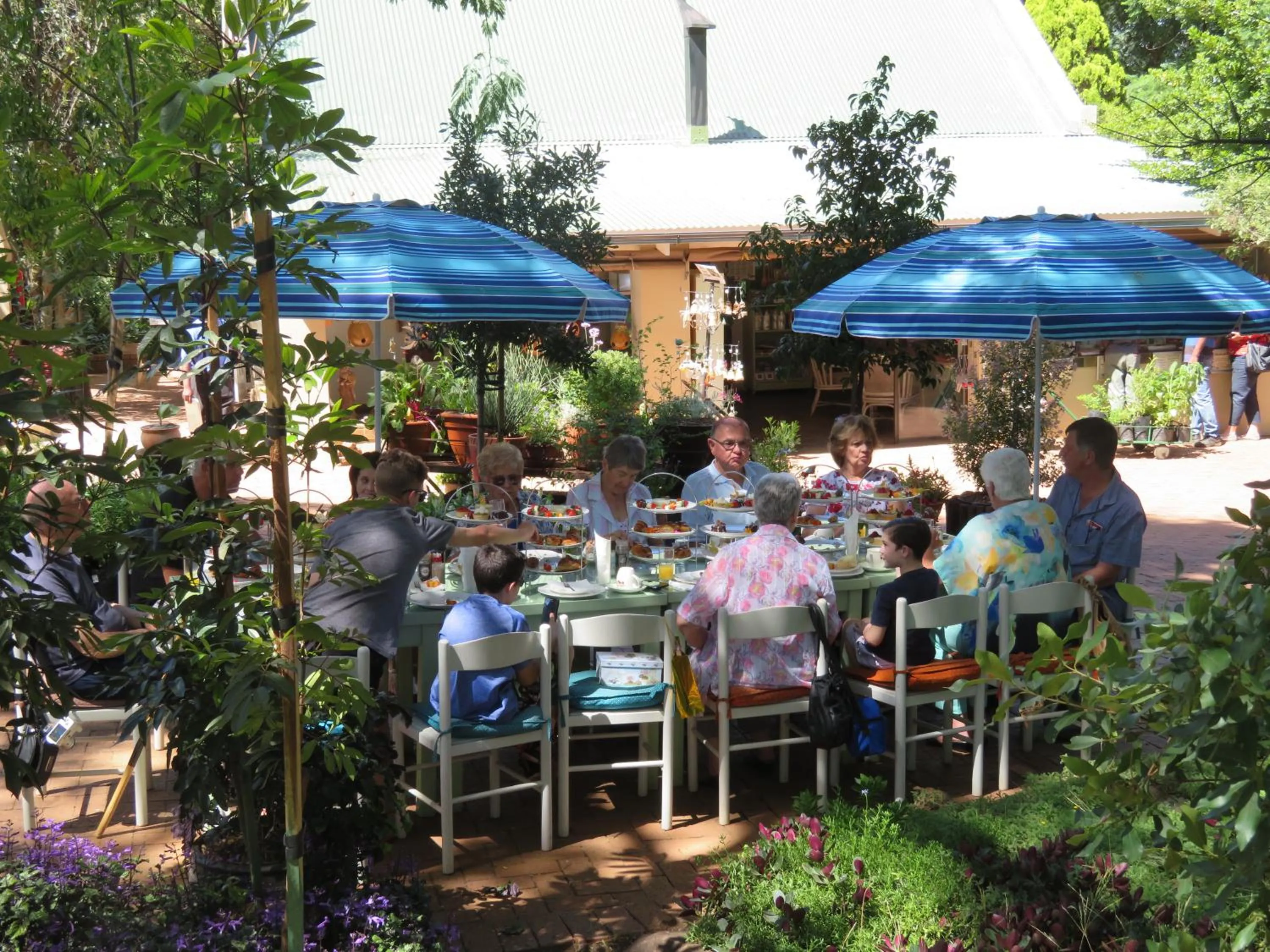 Restaurant/places to eat in Random Harvest Country Cottages